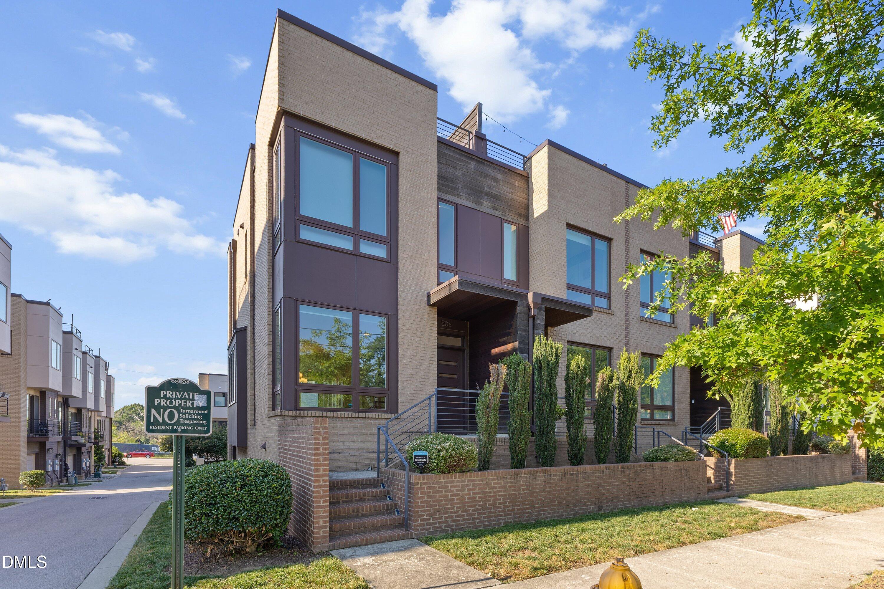 505 W Lenoir Street — photo