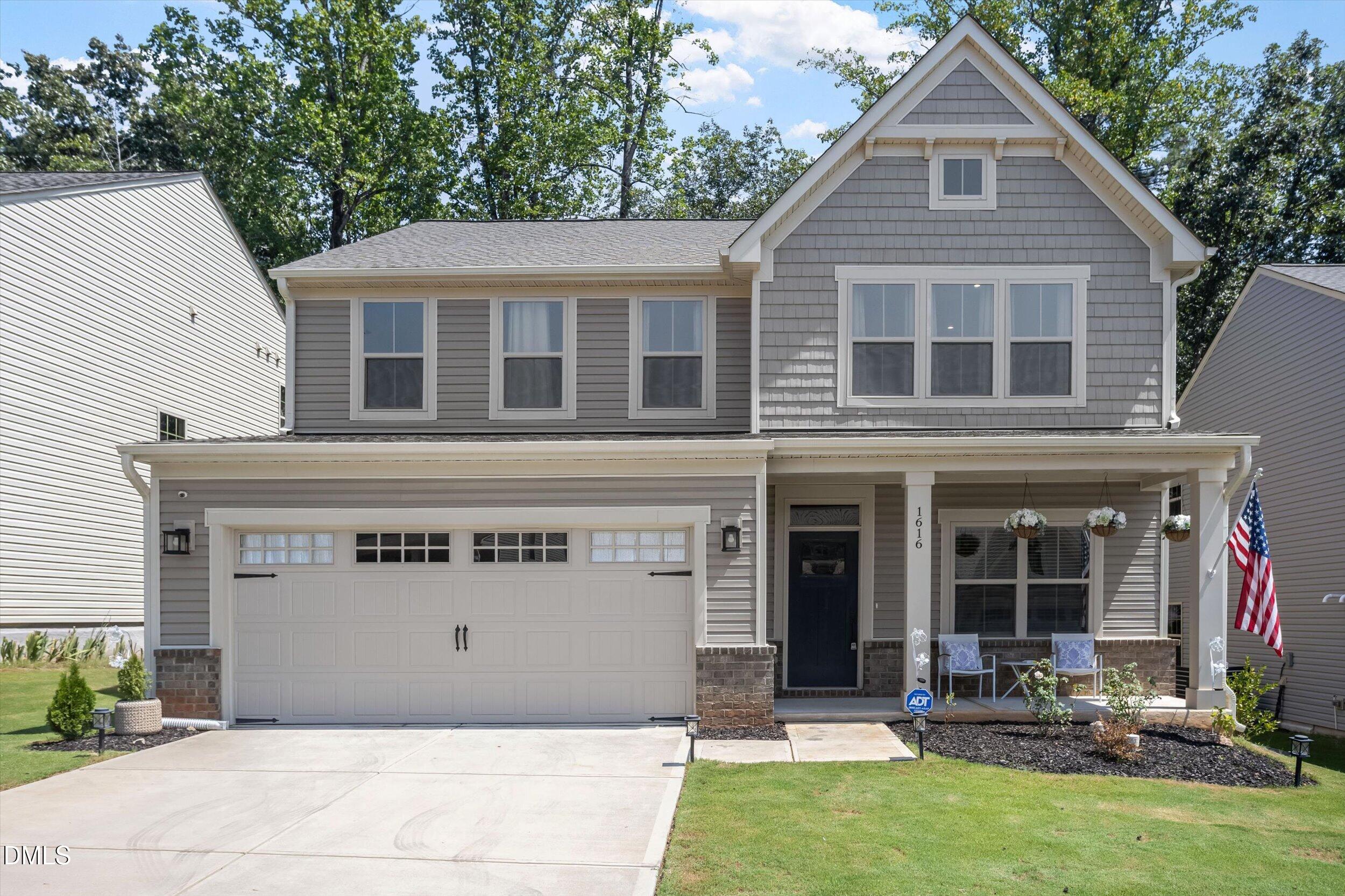 1616 Crimson Leaf Lane — photo
