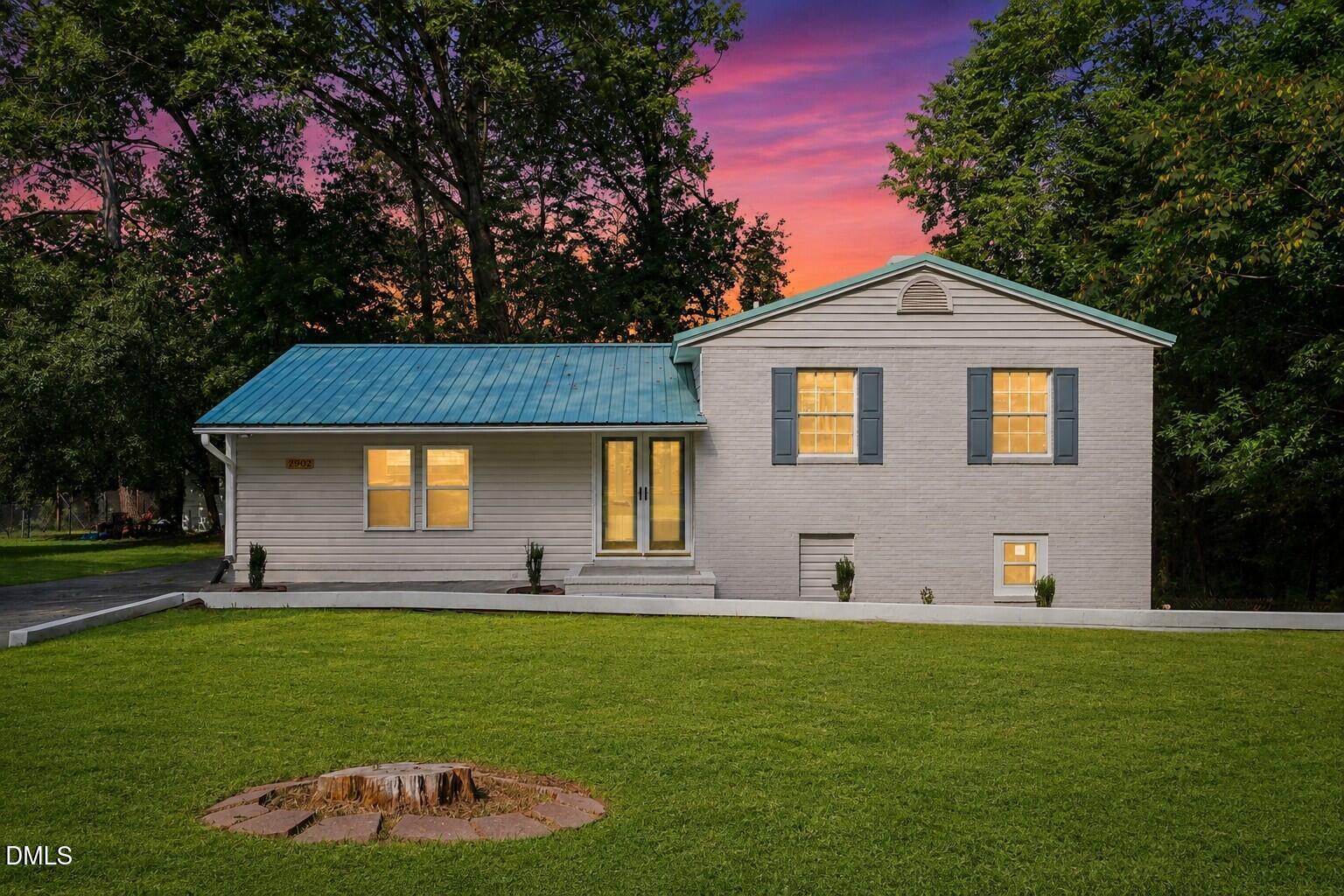2902 Kanewood Drive — photo