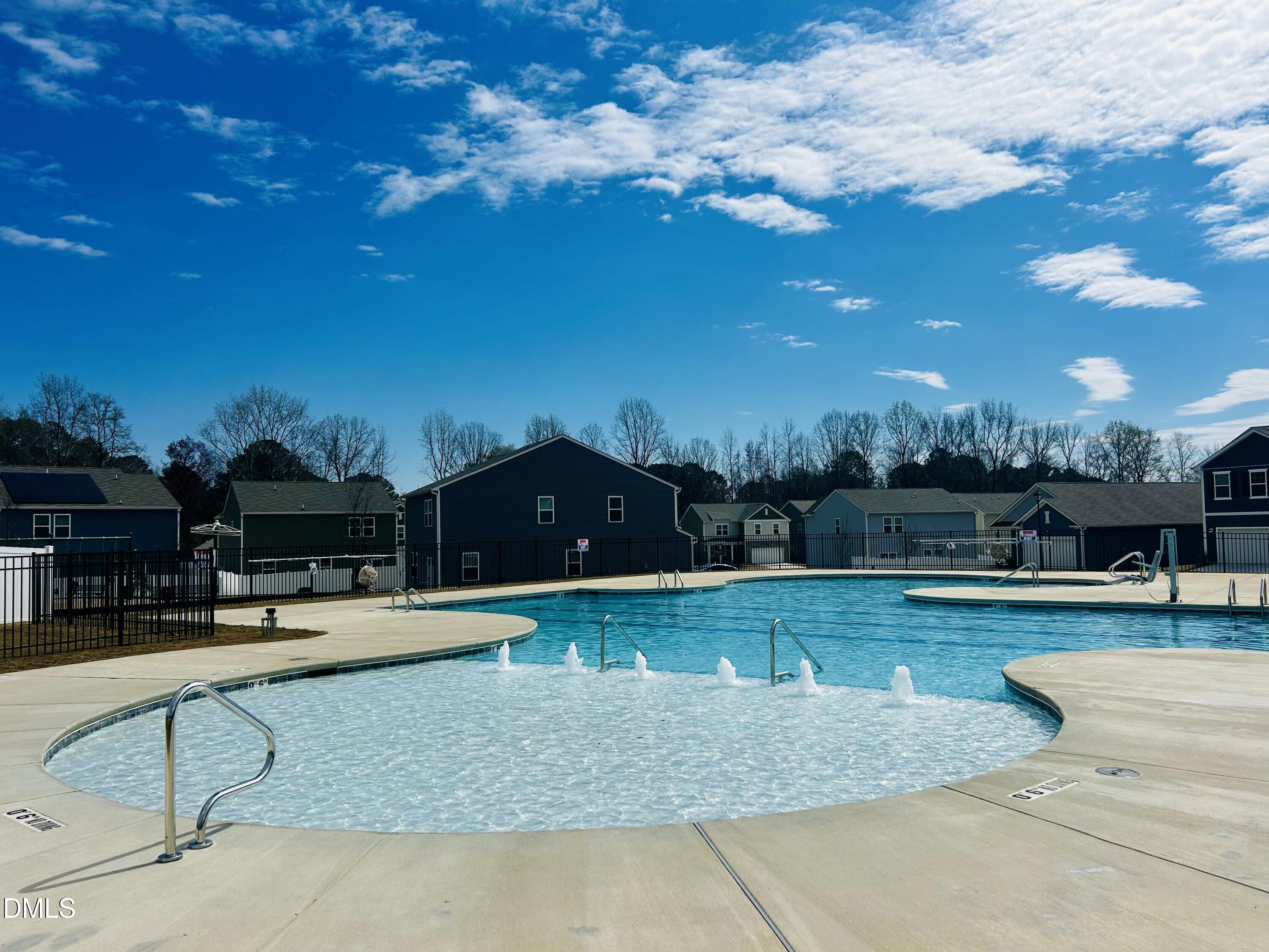 114 S Meyers Court — photo