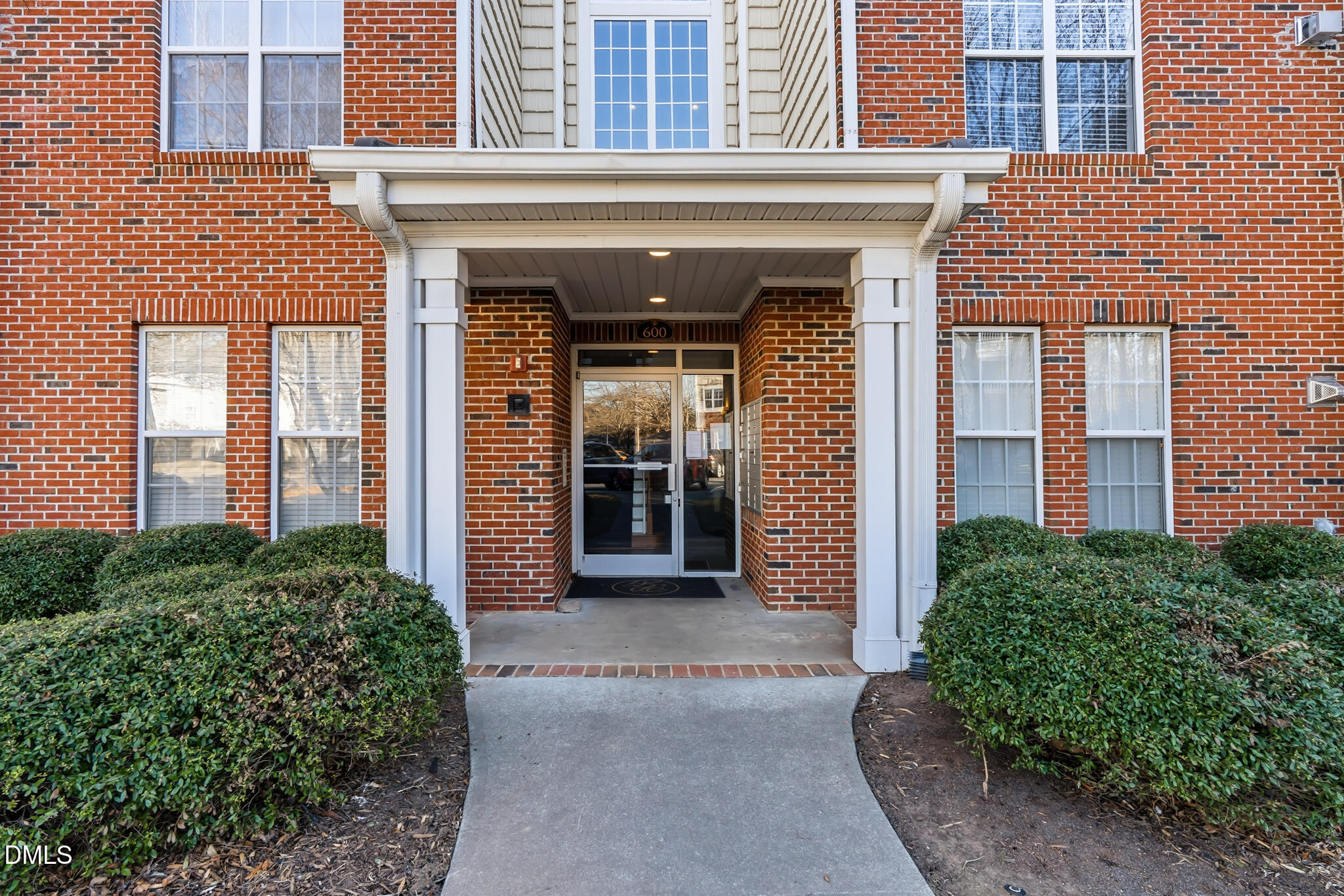 623 Ives Court — photo