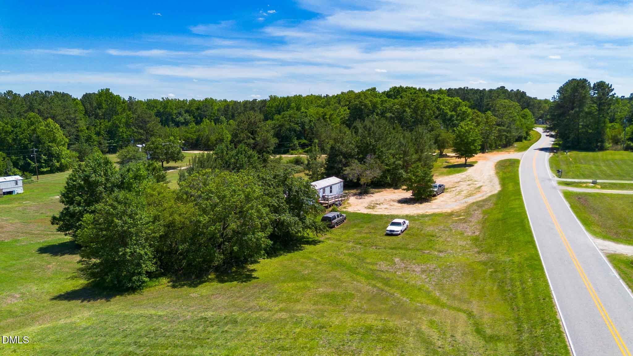 Home in Louisburg, NC 27549 — photo 2