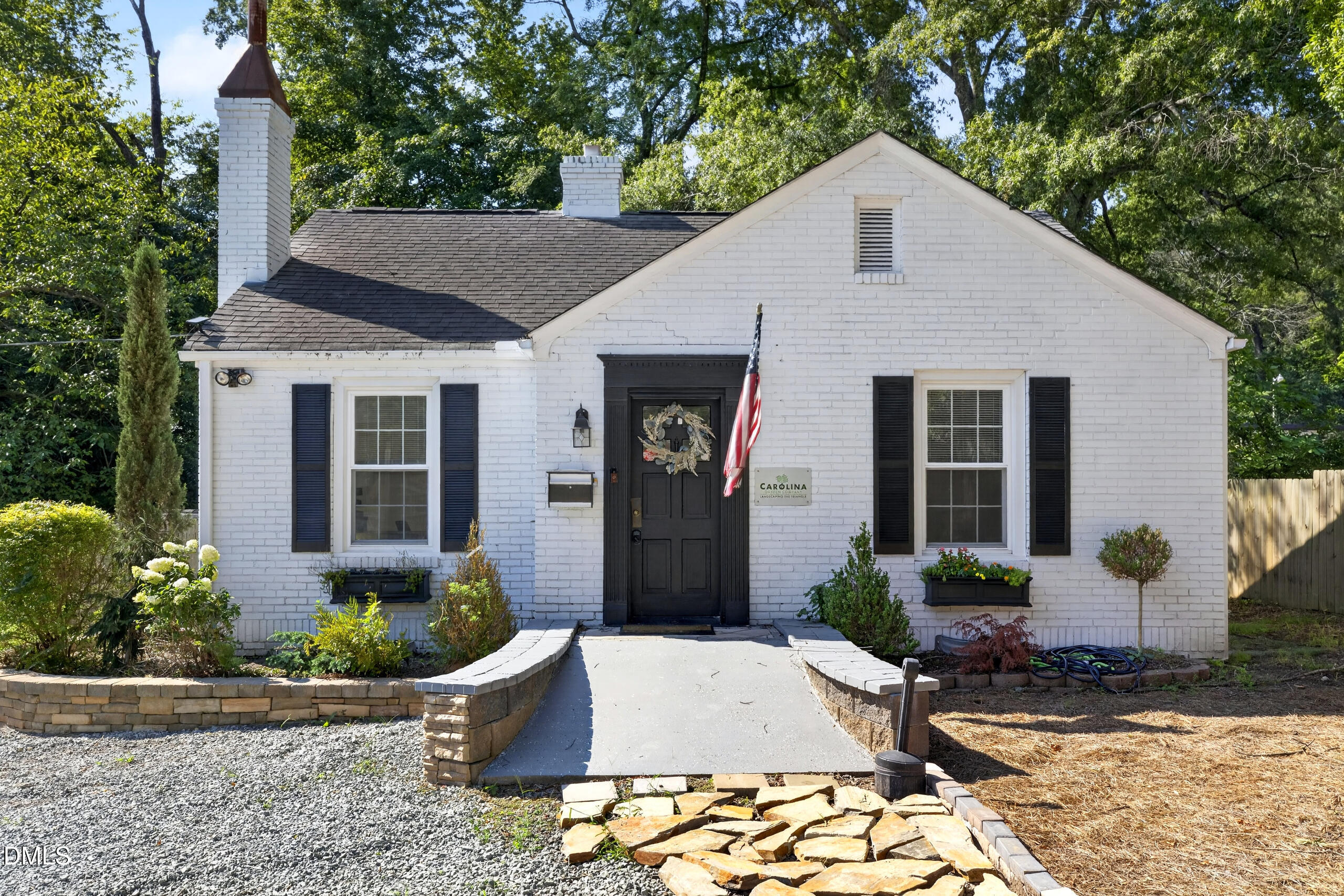 2603 W Carver Street — photo