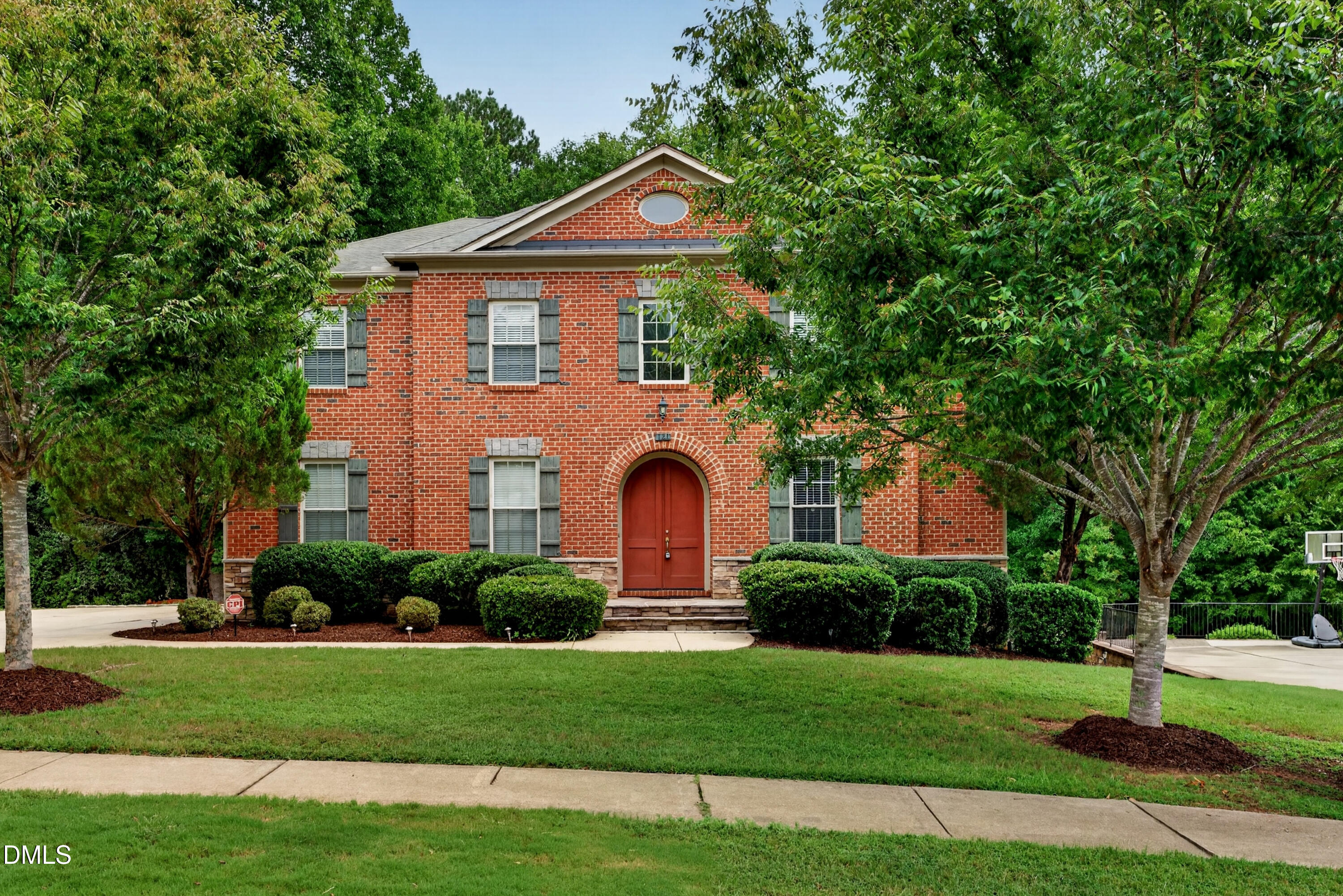 121 Harvestwood Drive — photo