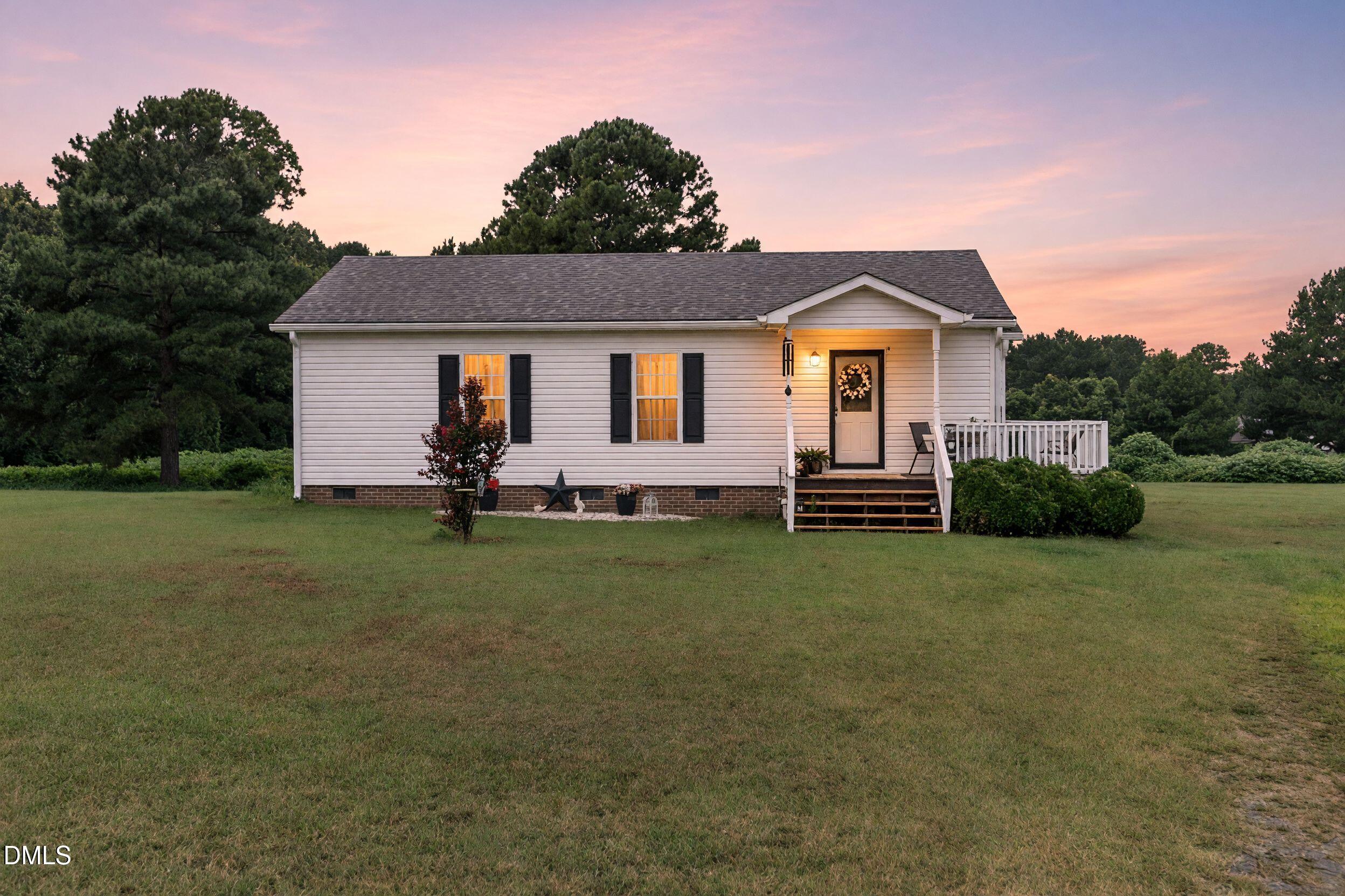 135 Stillmeadow Drive — photo