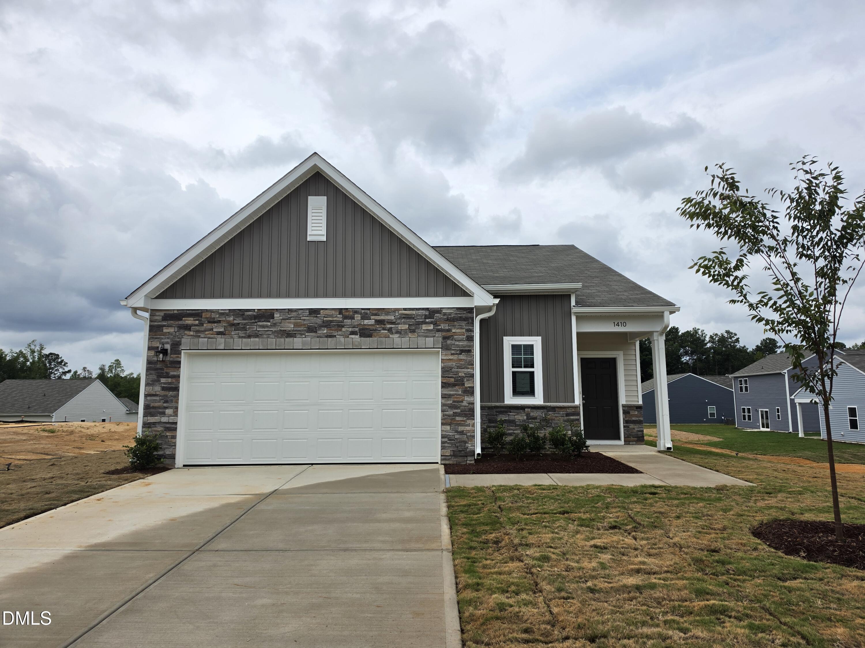 1410 Centerview Drive — photo