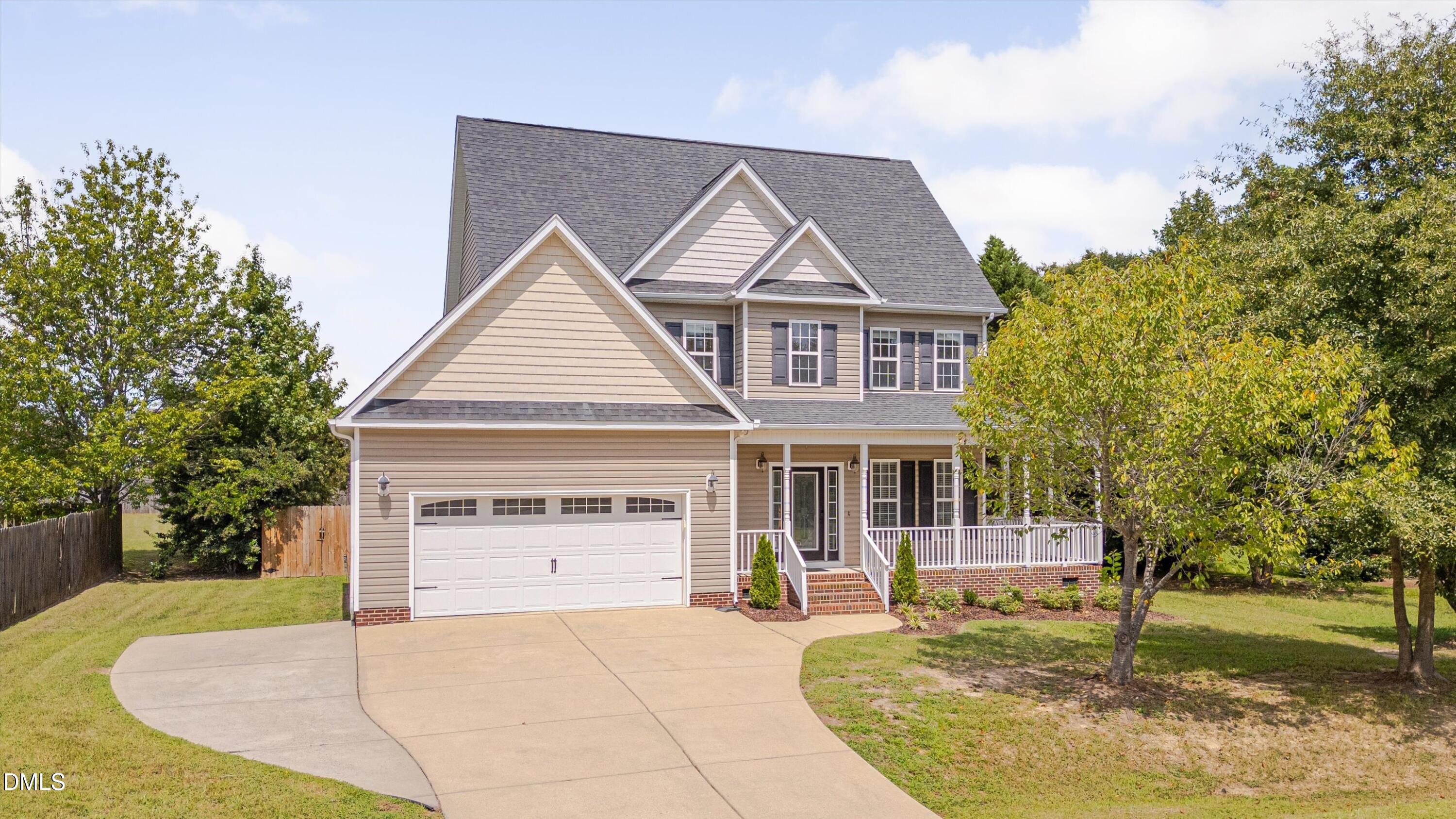 8104 Hartwood Glen Circle — photo