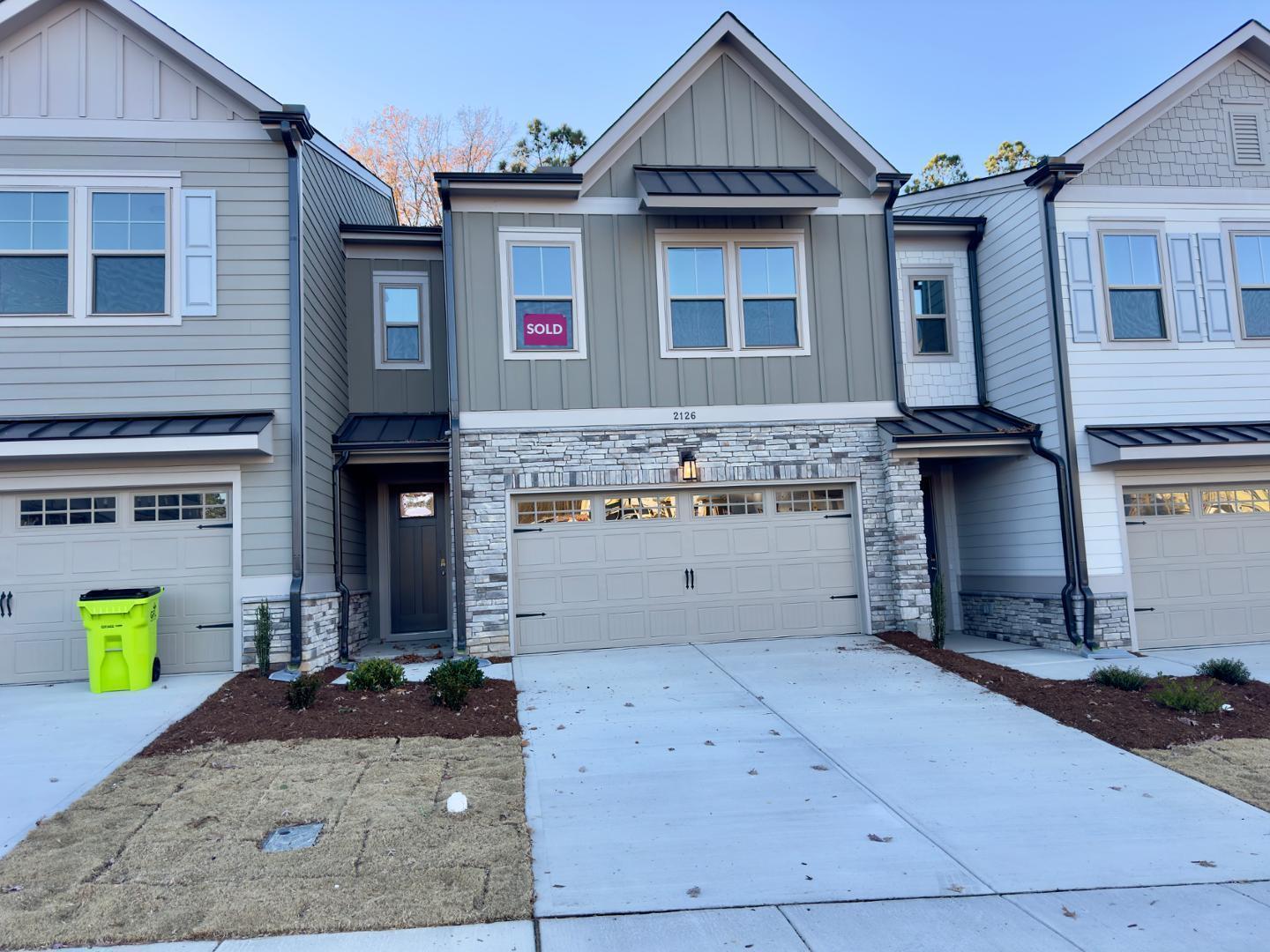 2126 Maggie Valley Drive — photo