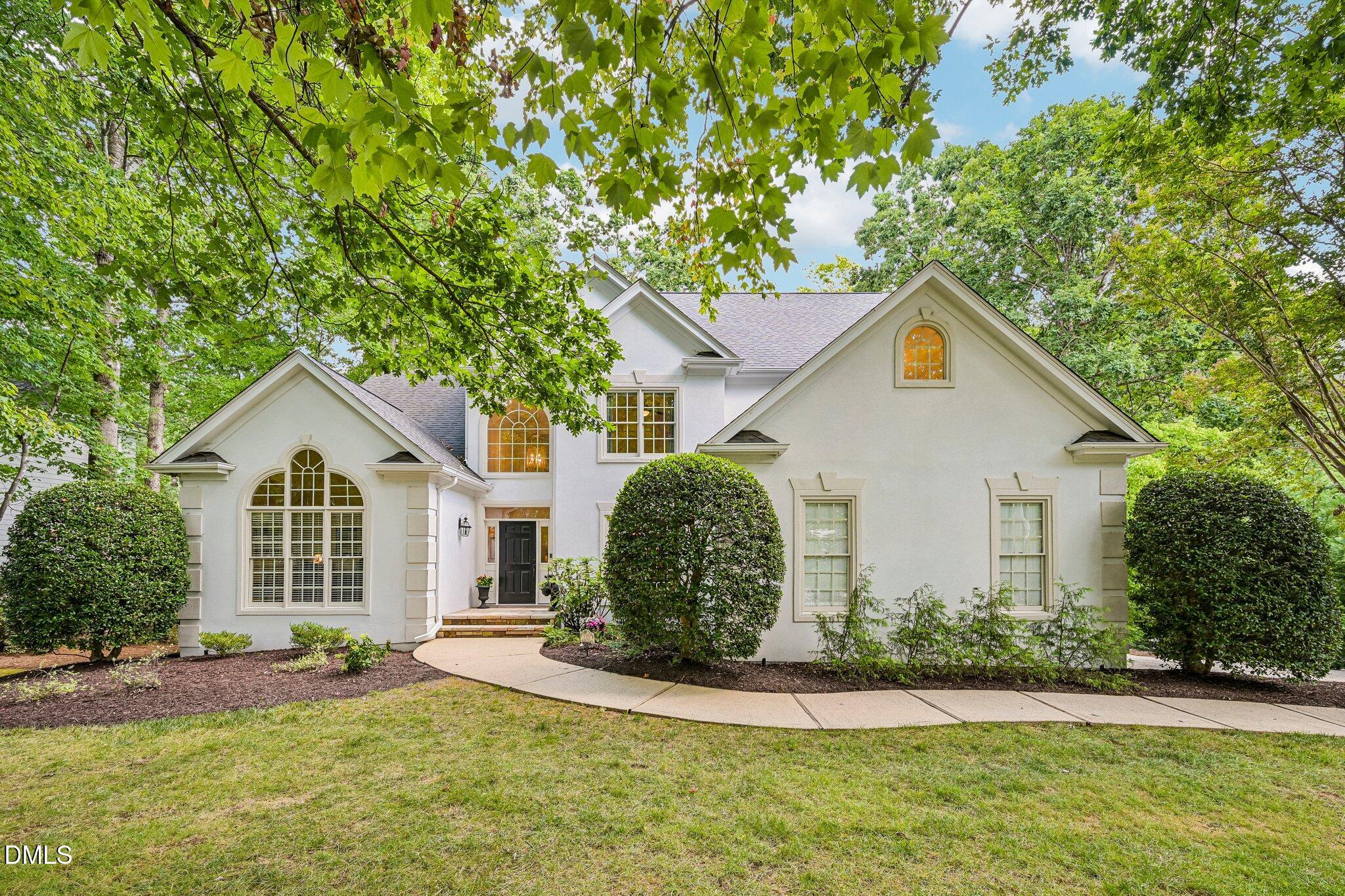 105 Versailles Drive — photo