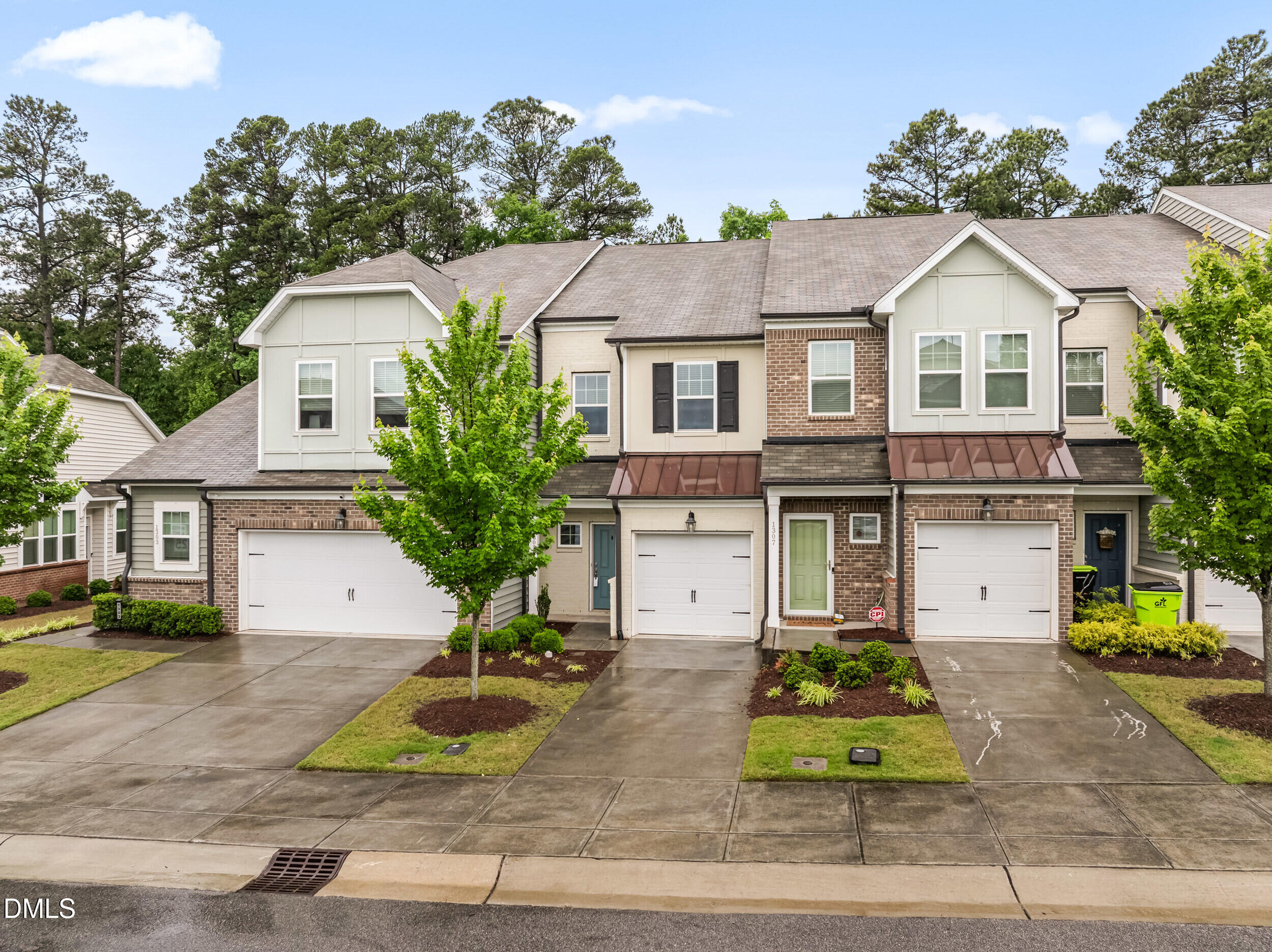 1305 Fitchie Place — photo
