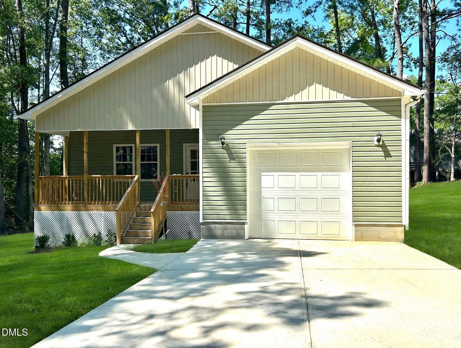 940 Lakewind — photo