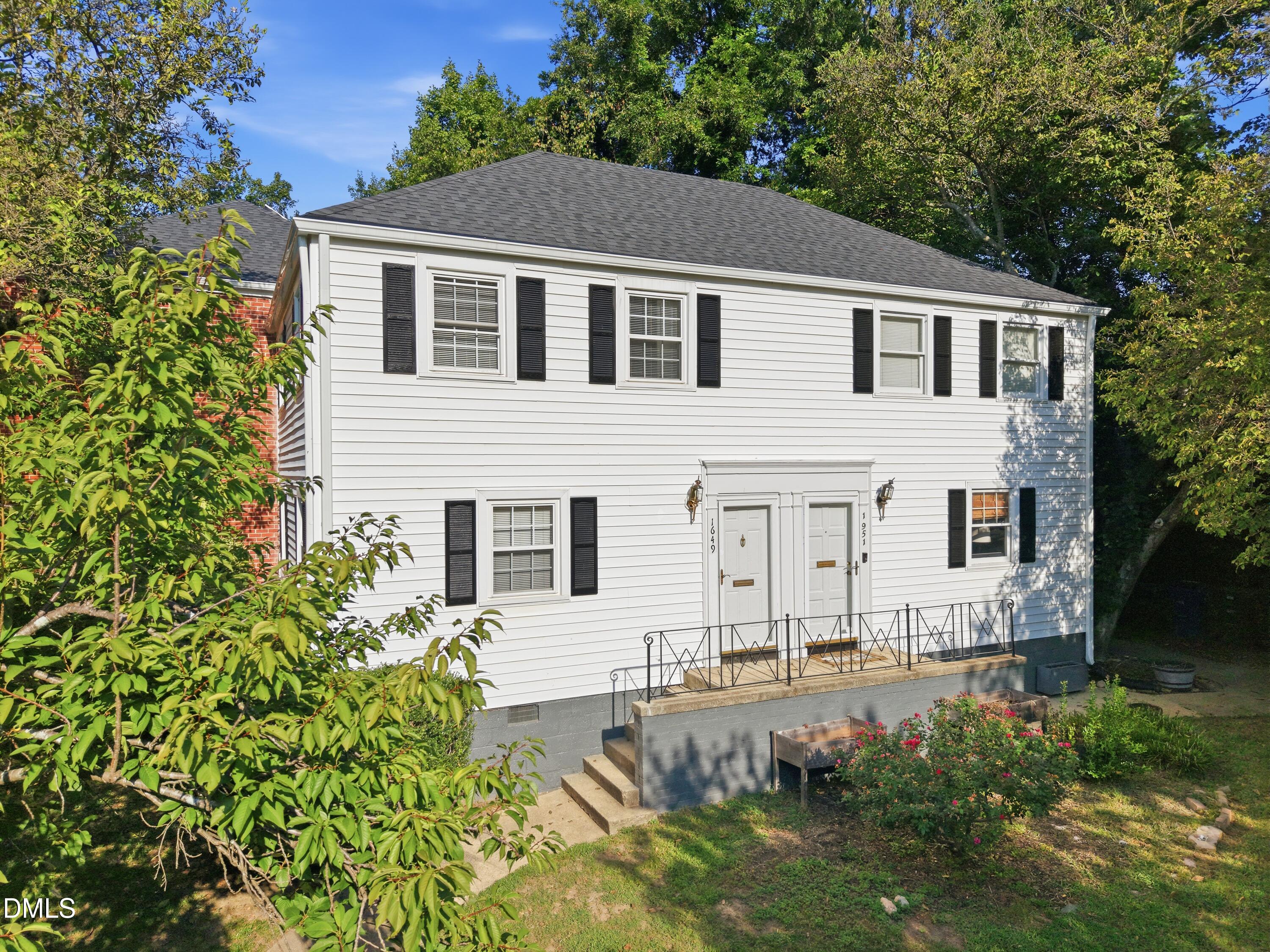 1649 Sutton Drive — photo