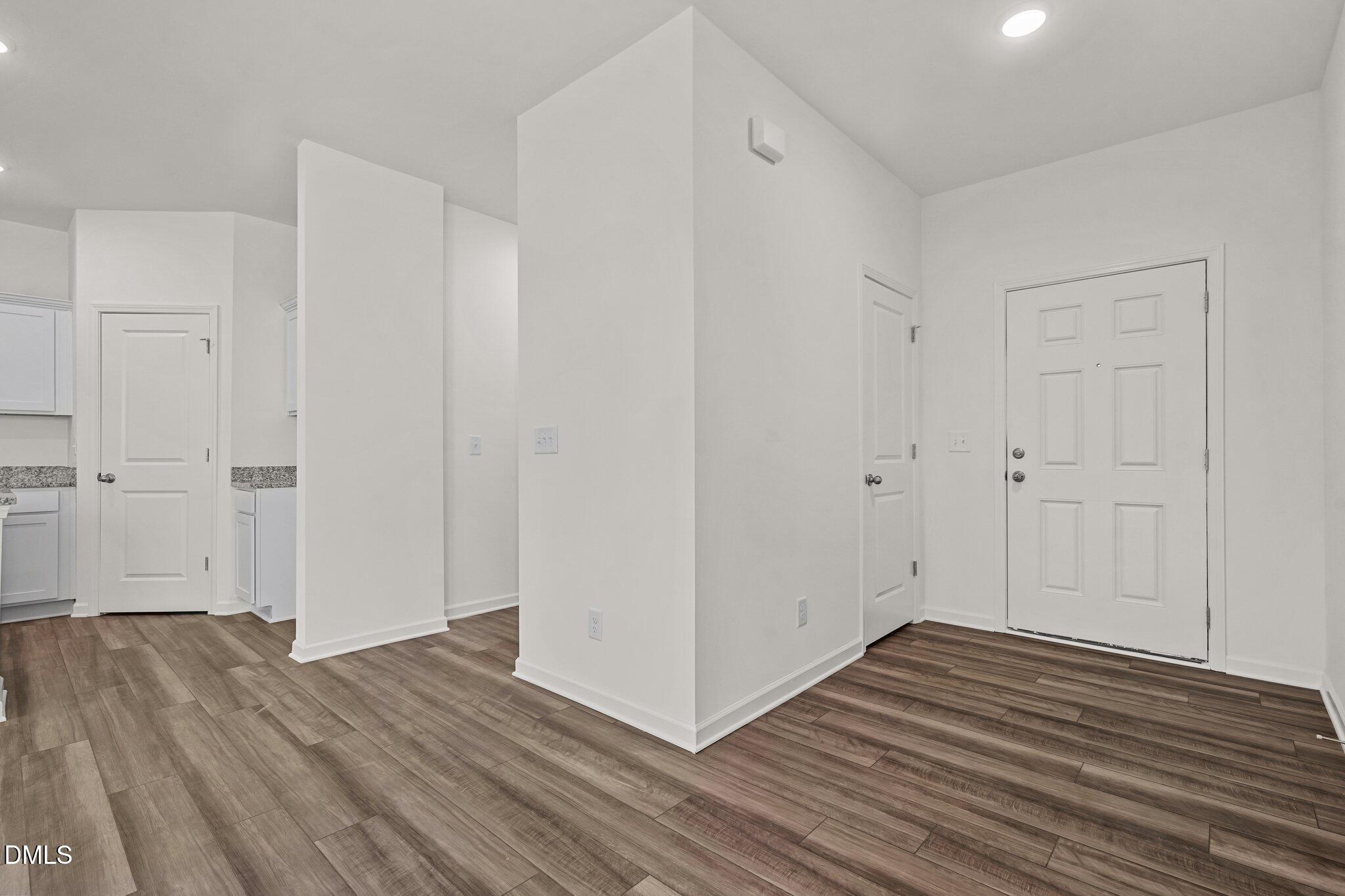 186 S Waterstone Lane — photo