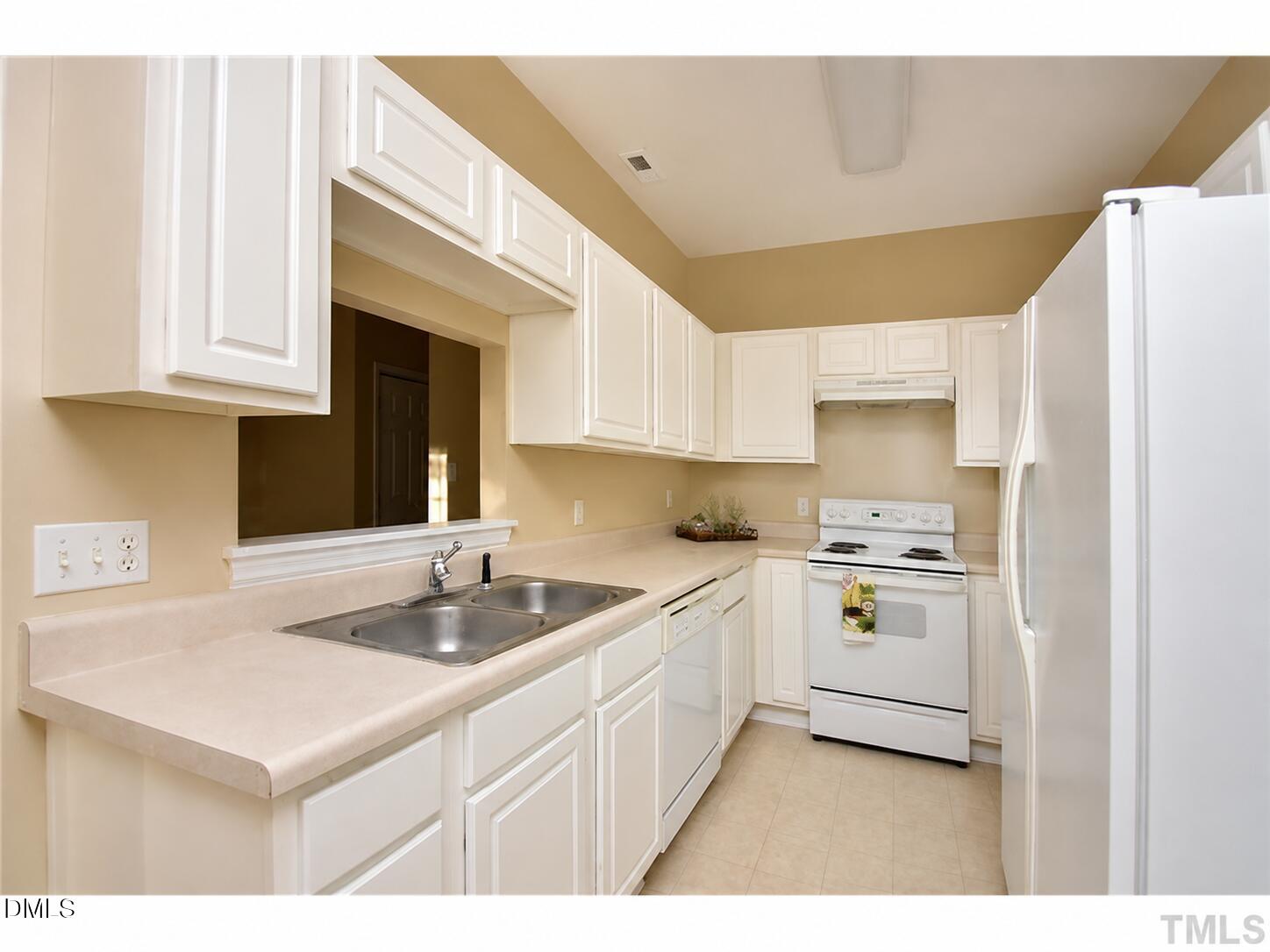 214 Misty Groves Circle — photo
