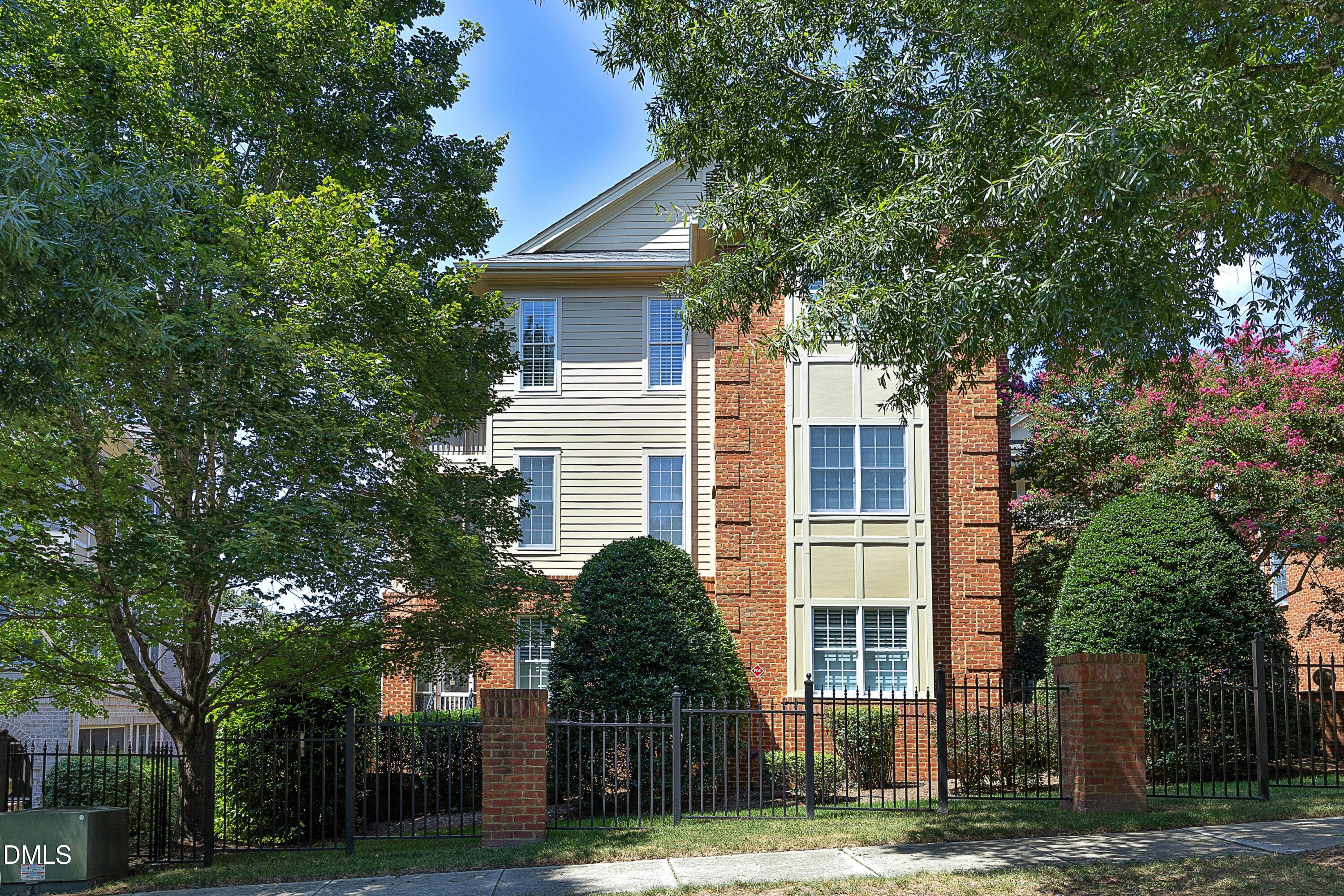 431 W Barbee Chapel Road — photo