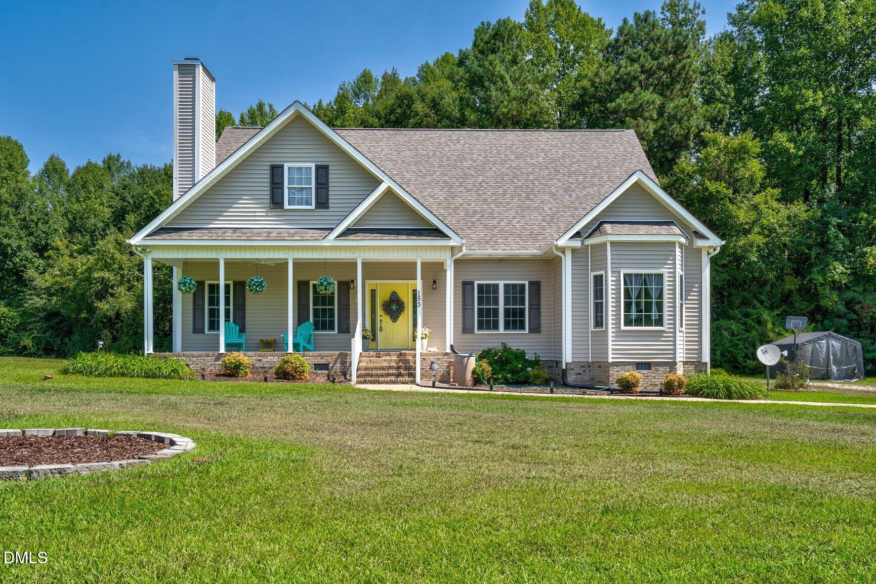 153 Meadowbrook Lane — photo