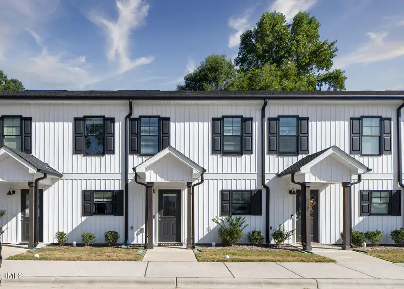 242 S Raleigh Street — photo