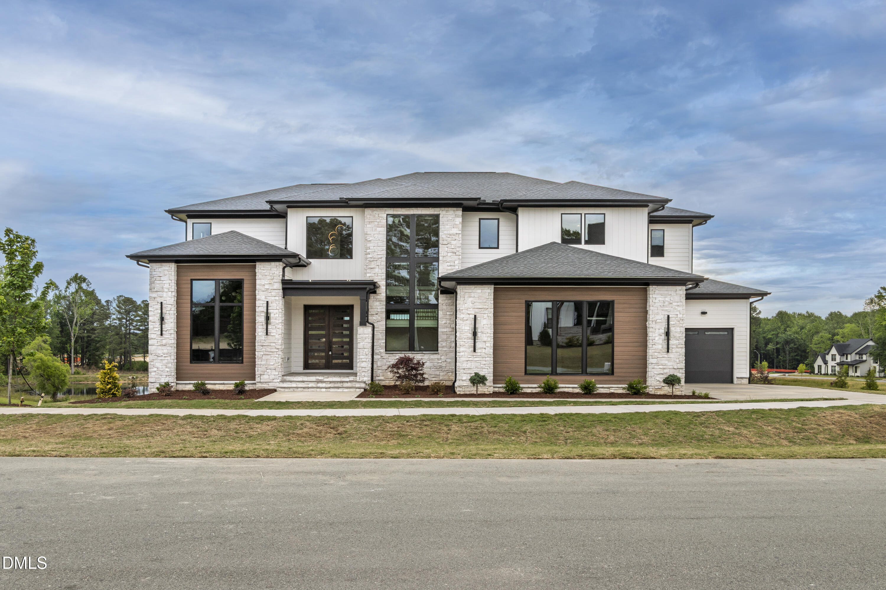 6716 Valley Woods Lane — photo