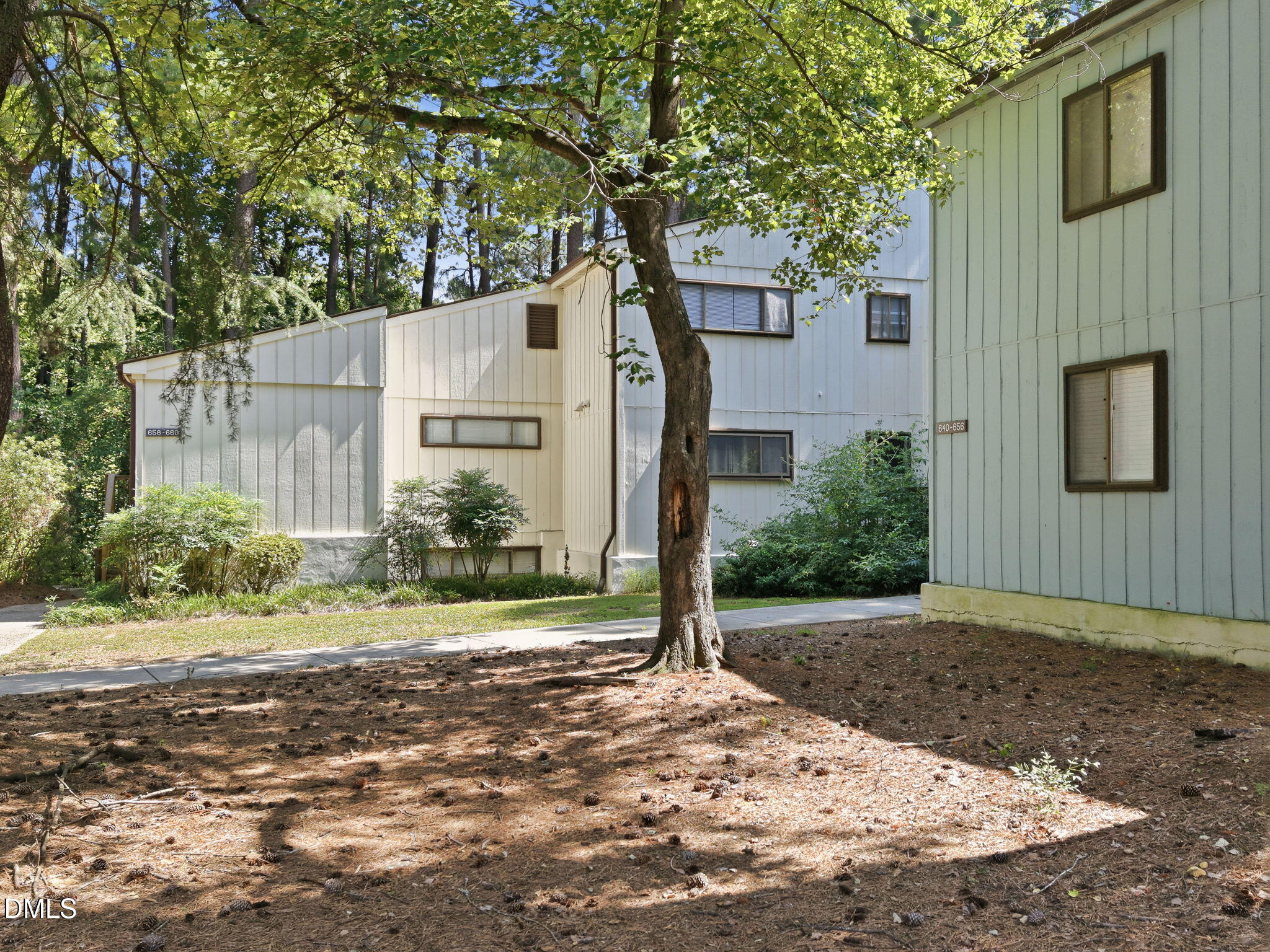 642 Pine Ridge Place, Raleigh, NC 27609 — photo 3