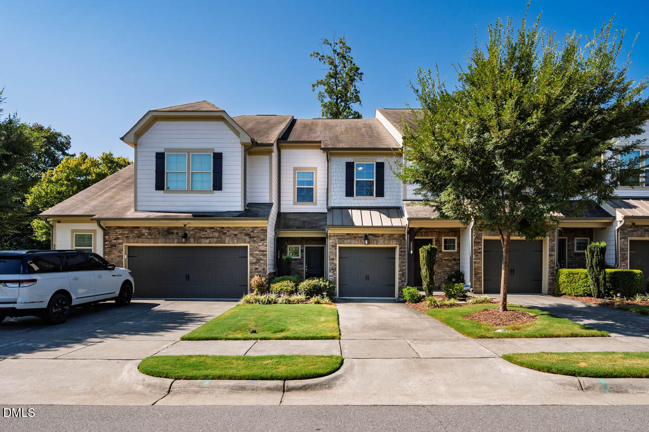 256 Ellsworth Manor Drive — photo