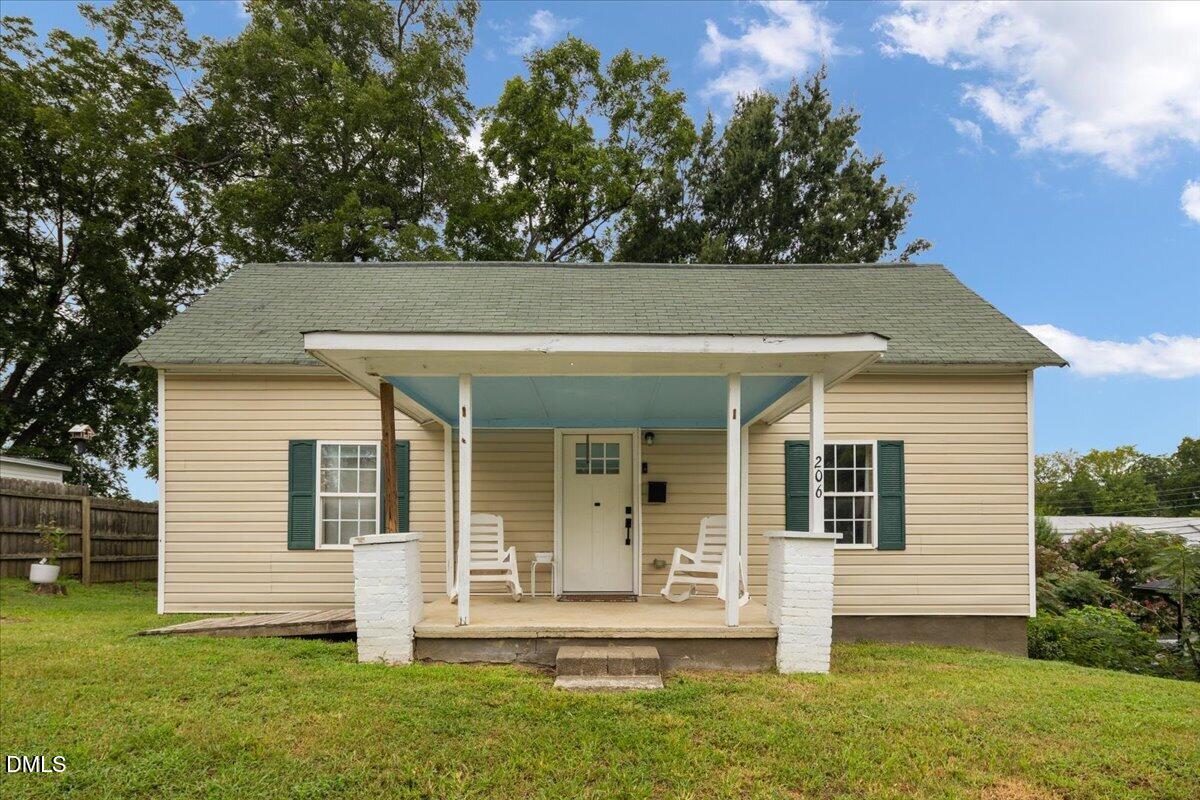 206 S Ellington Street — photo