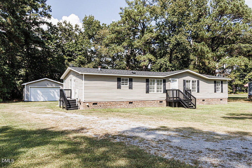 38 Dogwood Drive — photo