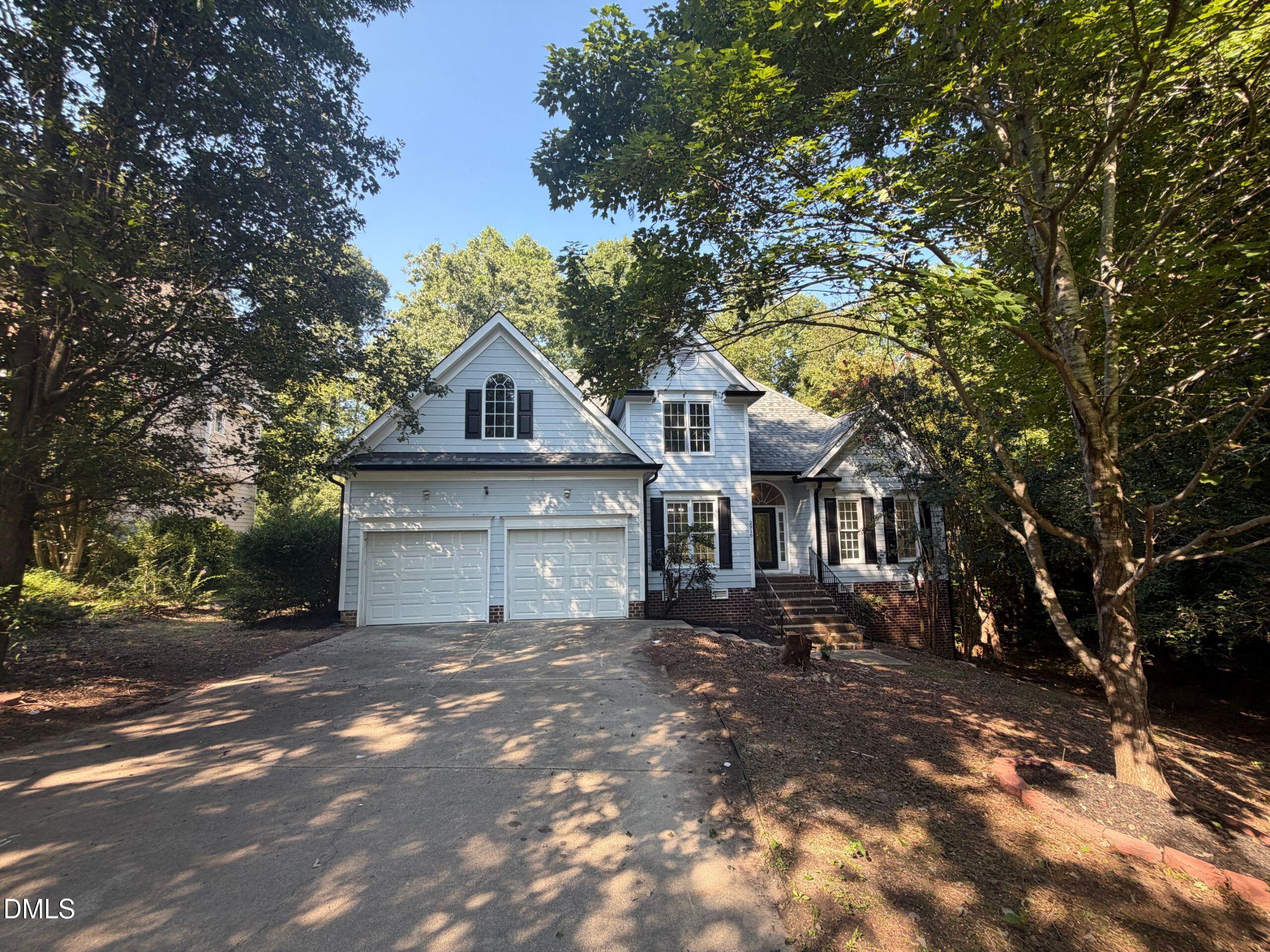 2916 Woodslope Drive — photo