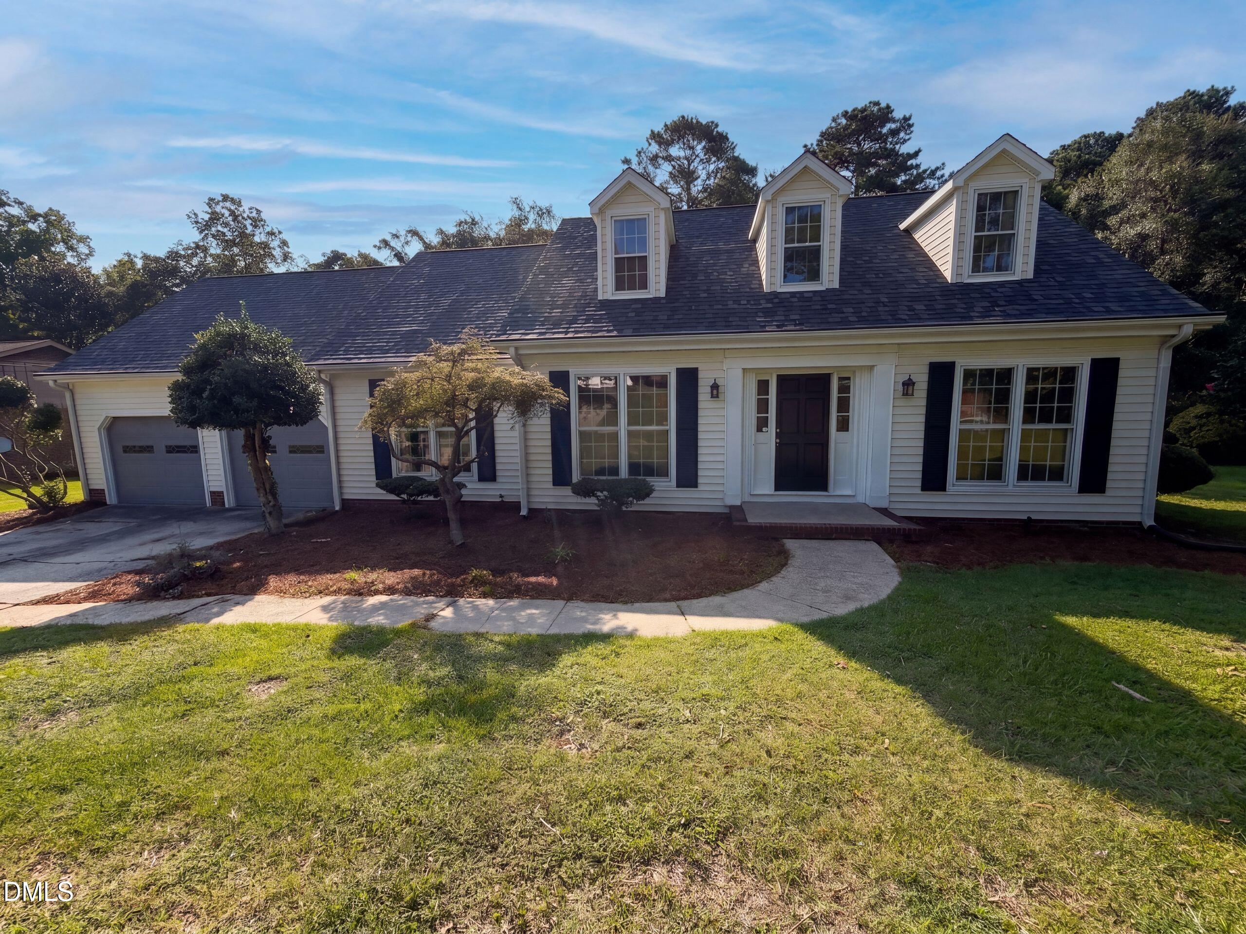2337 Rolling Hill Road — photo