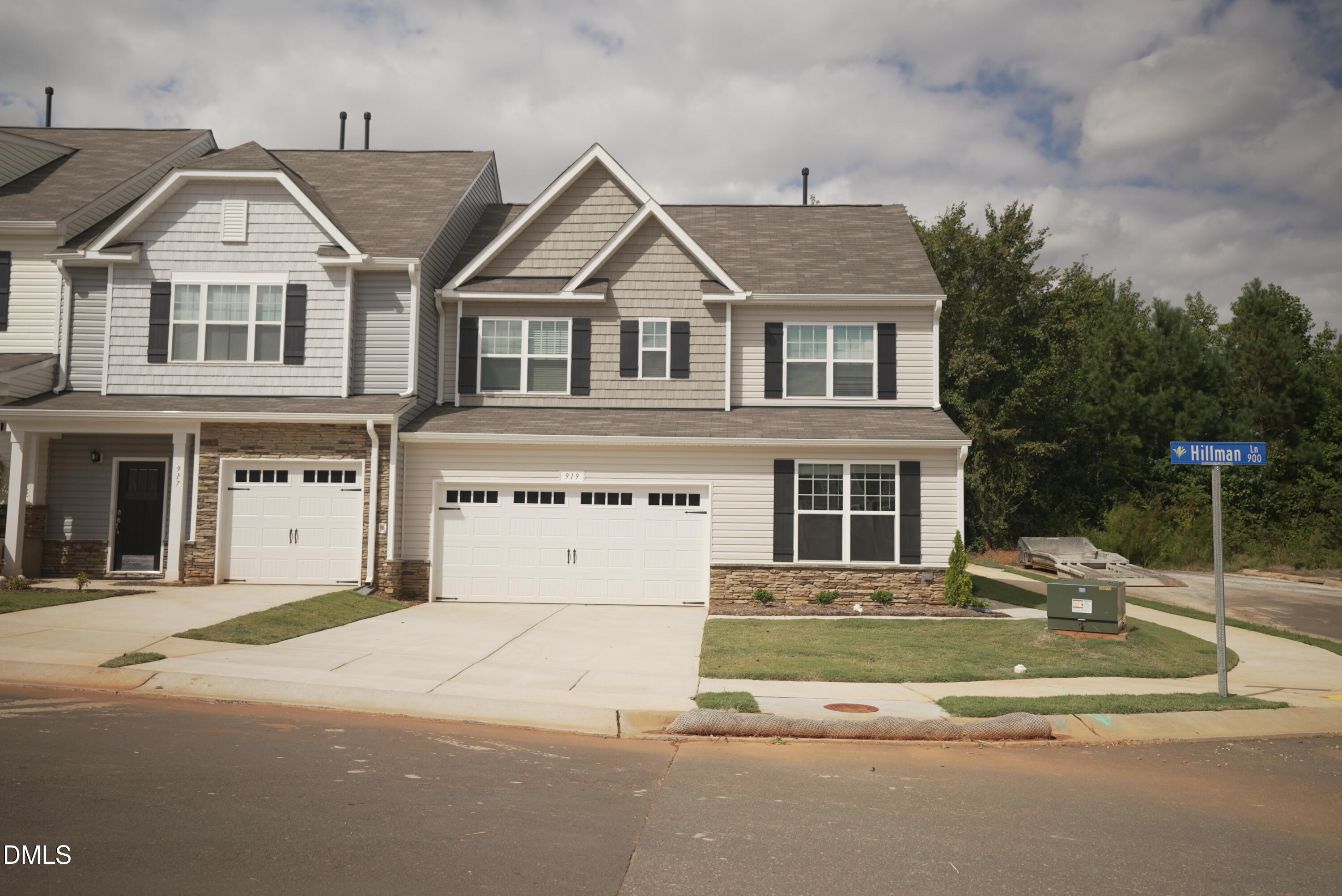 919 Hillman Lane — photo