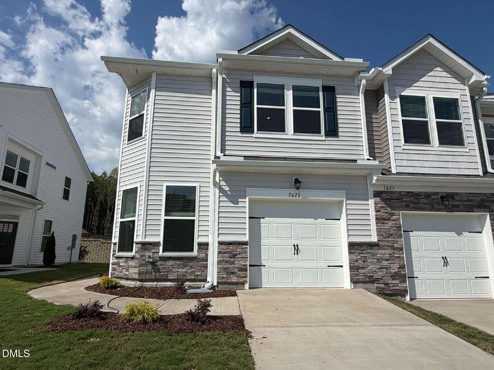 7423 Bourbon Briar Drive — photo