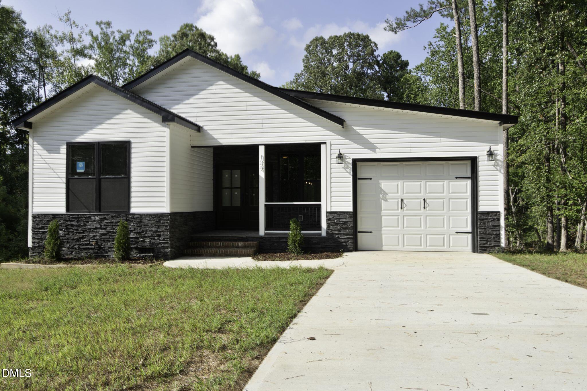 109 Quarterhorse Drive — photo
