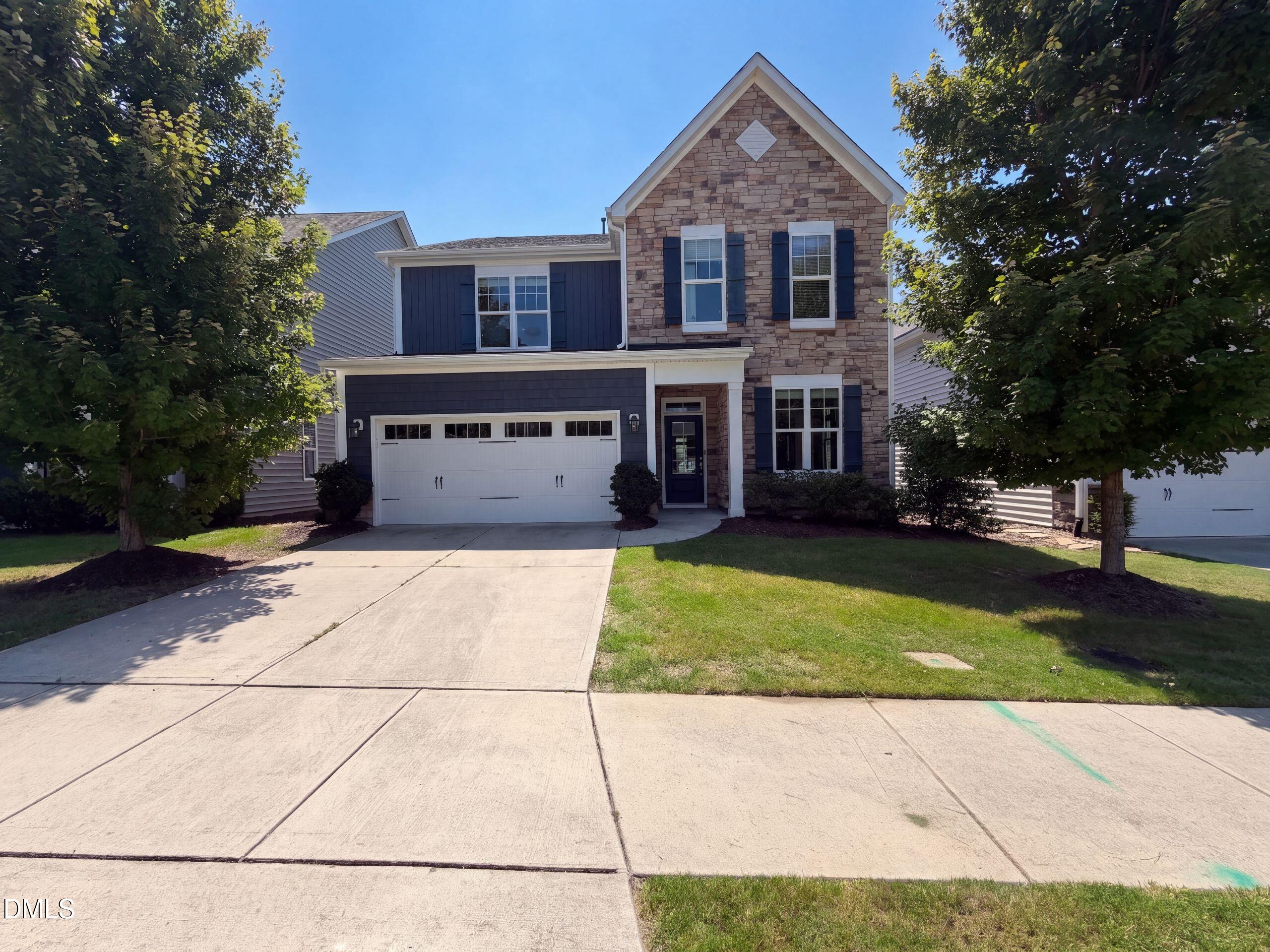 1102 Meadow Pond Drive — photo