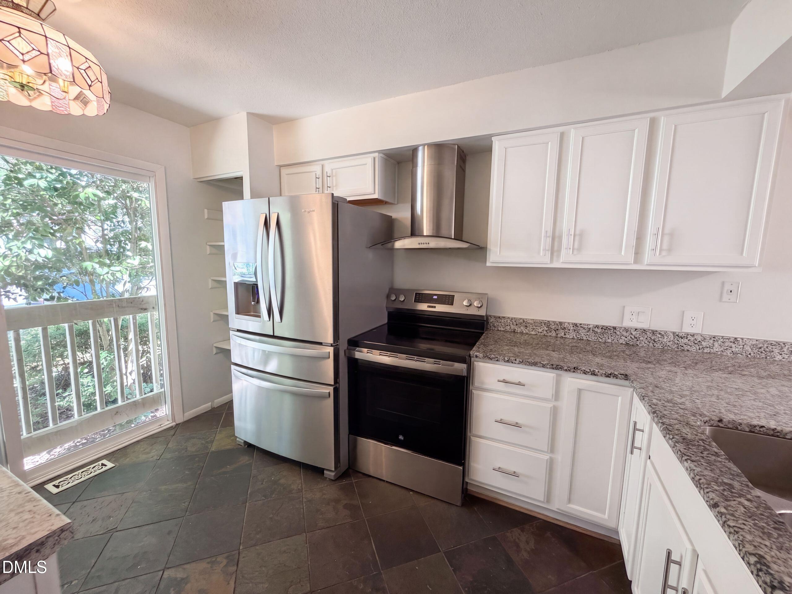 704 Green Ridge Drive, Raleigh, NC 27609 — photo 2