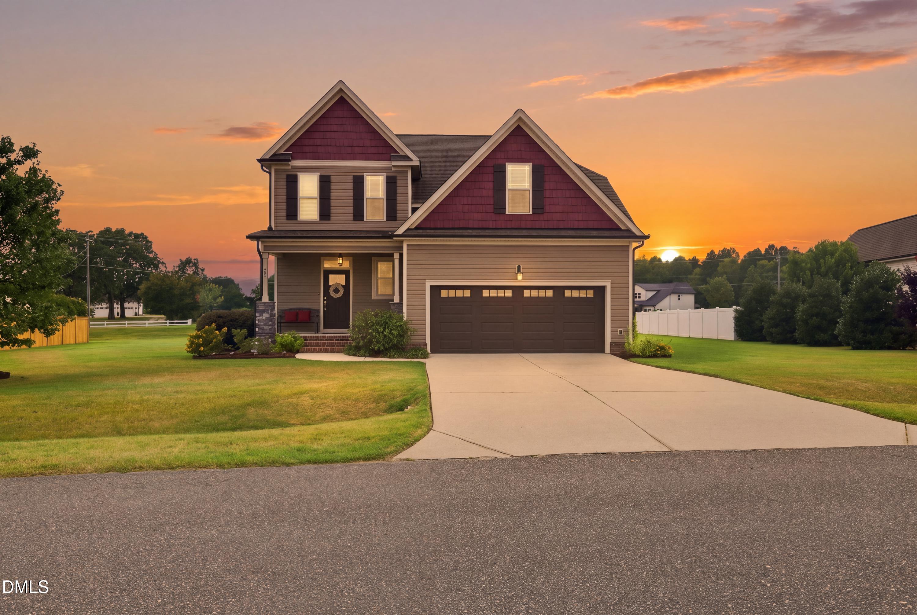 15 Buttonwood Court — photo