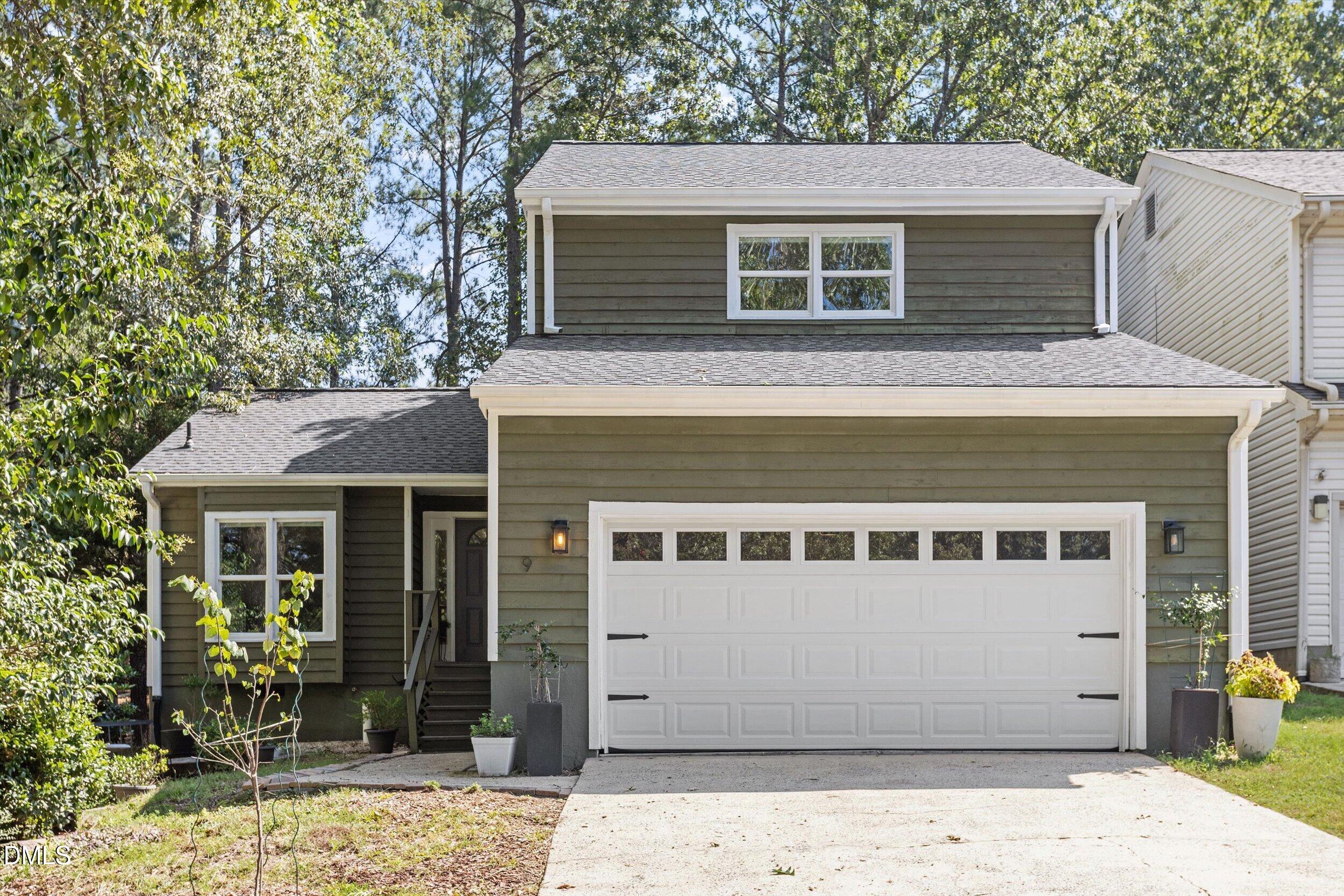 9 Lark Circle — photo