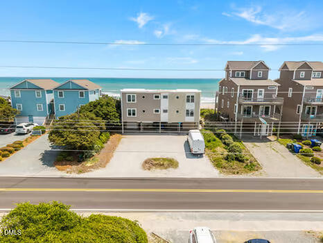 1812 S Shore Drive — photo