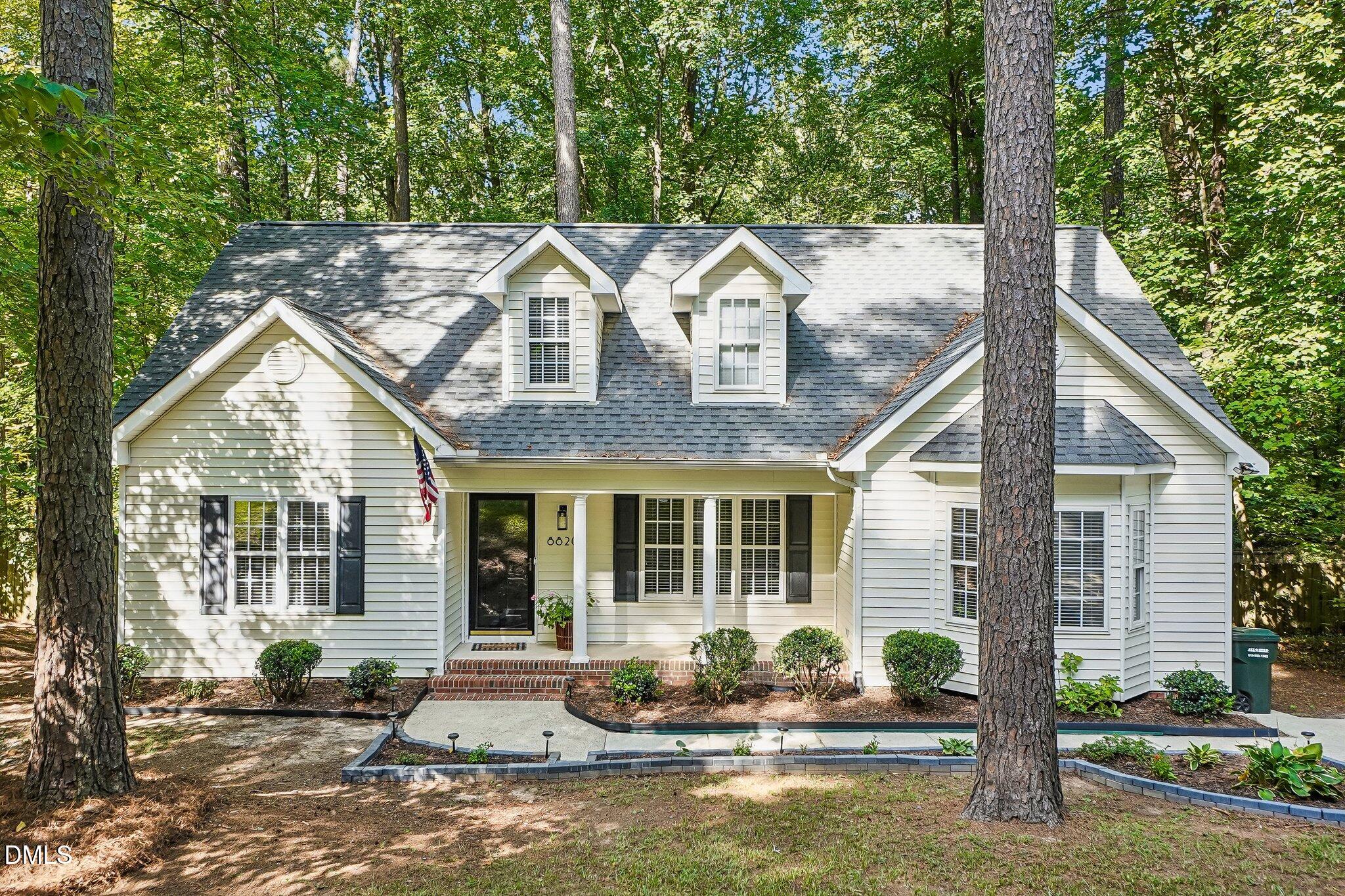8820 Reigate Lane — photo