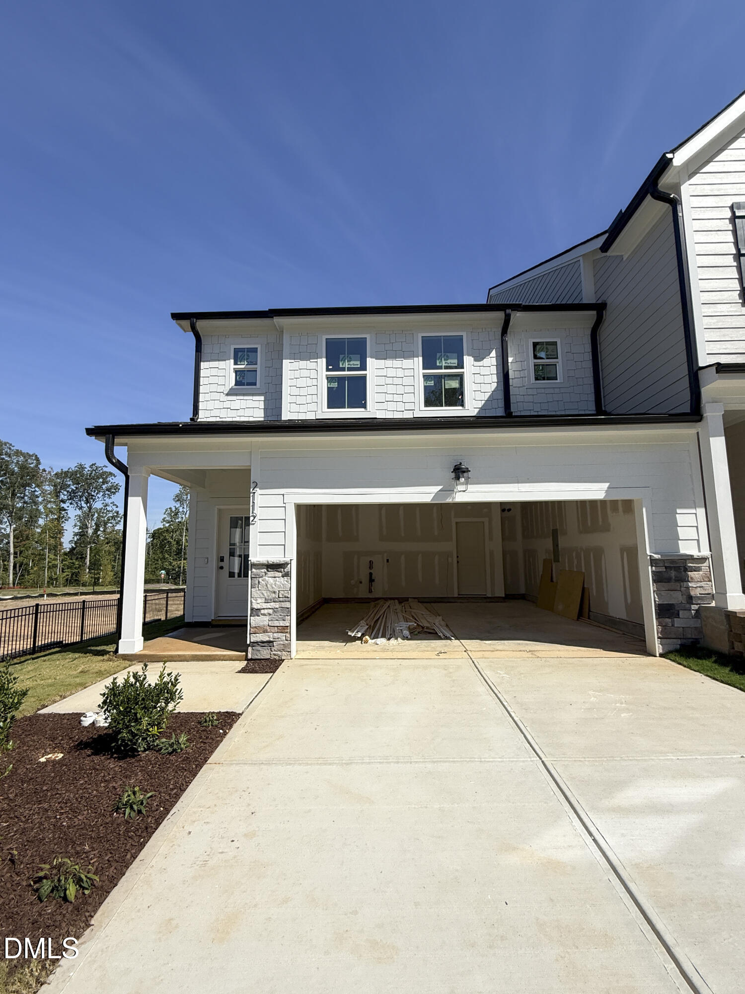 2112 Shaded Knoll Road — photo
