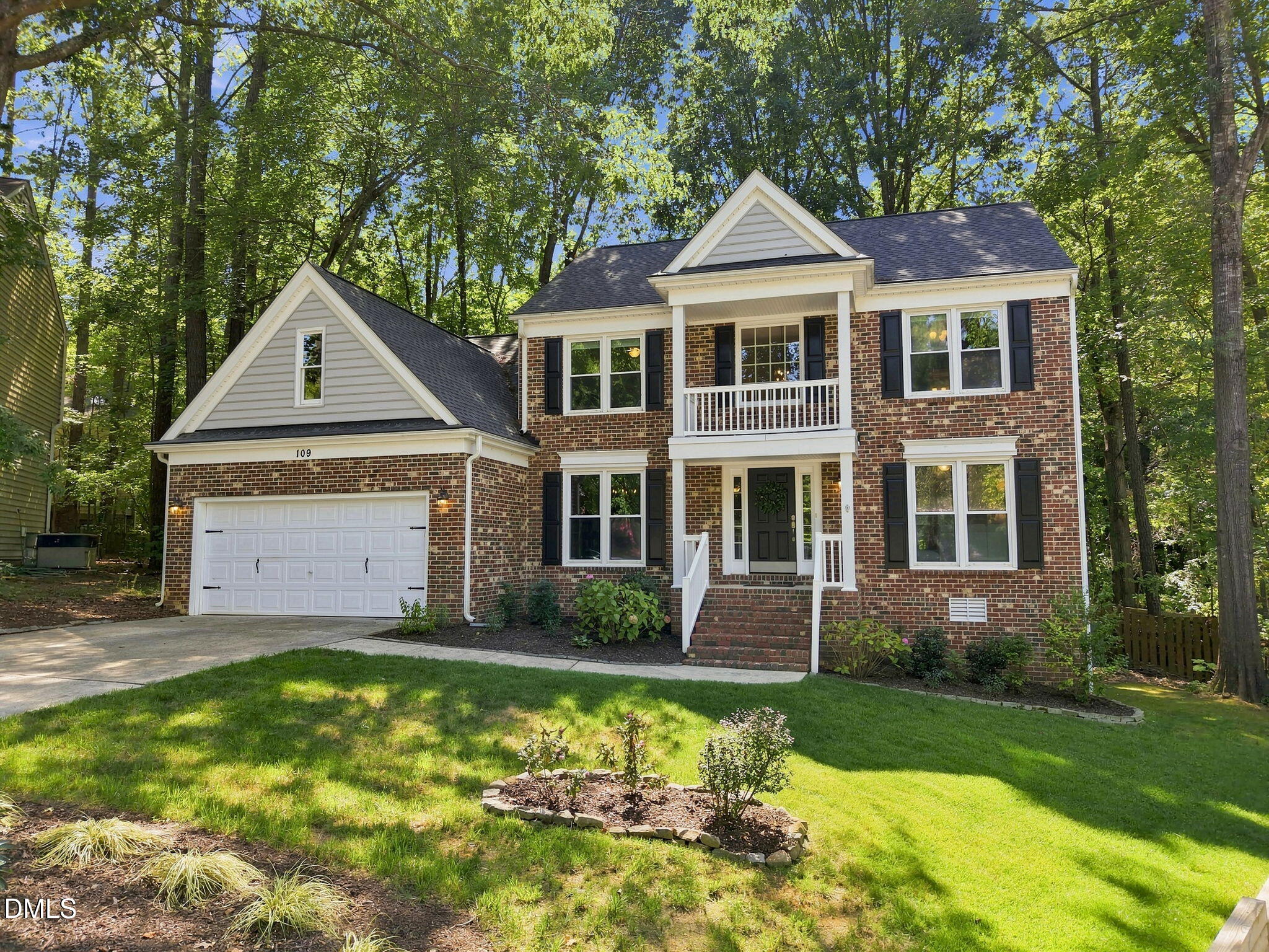 109 W Laurenbrook Court — photo