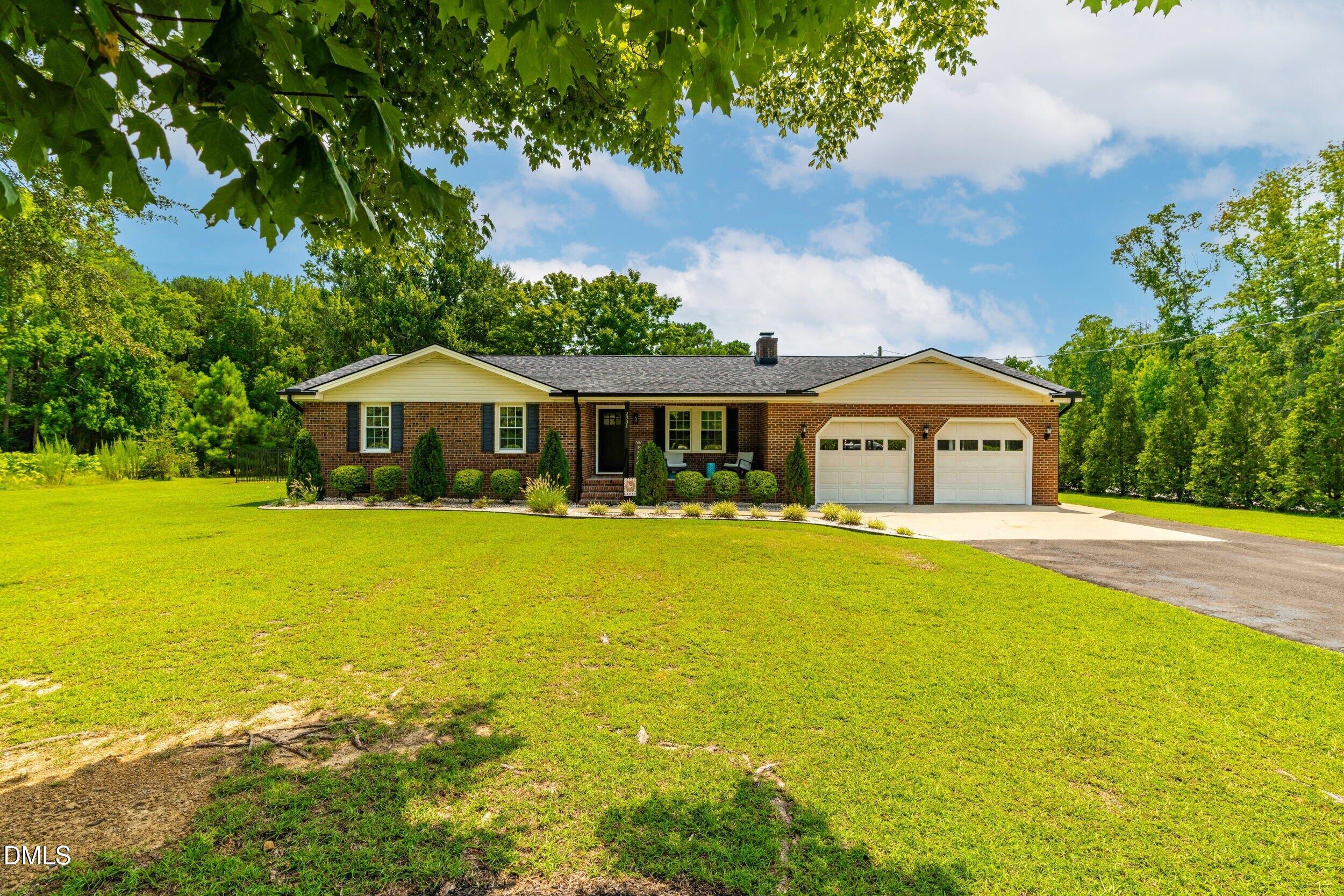 2331 Twin Acres Road — photo