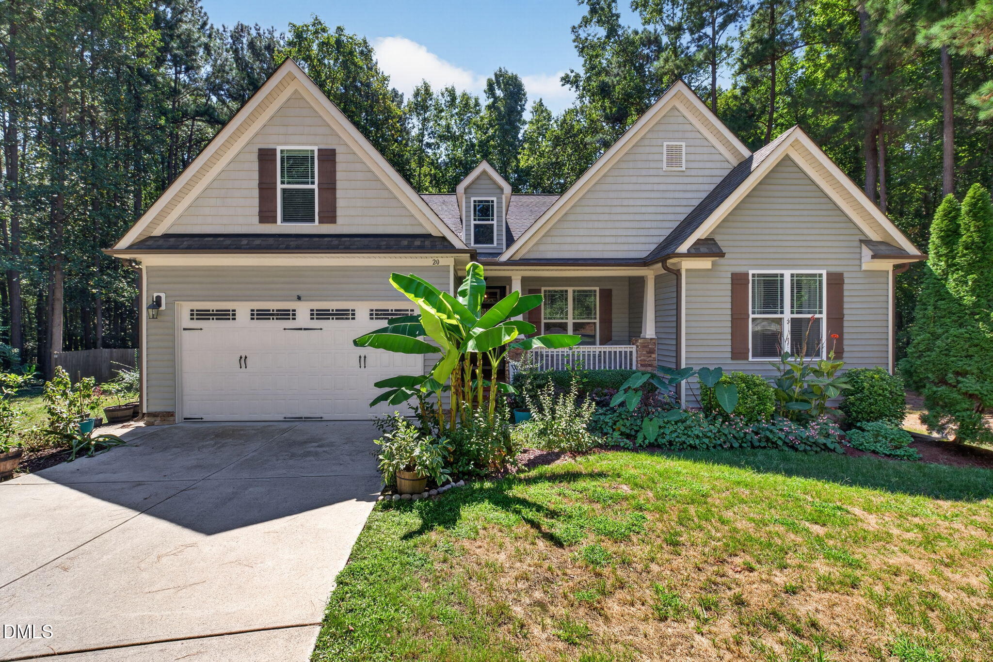 20 Oak Hollow Court — photo