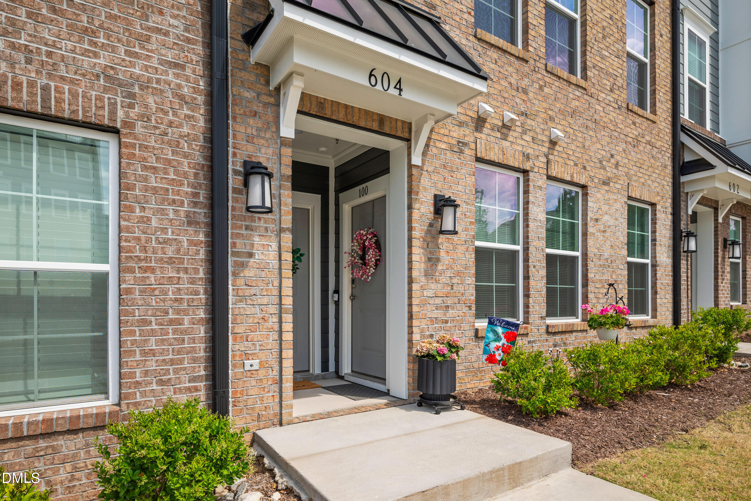 604 Market Grove Drive 100 — photo