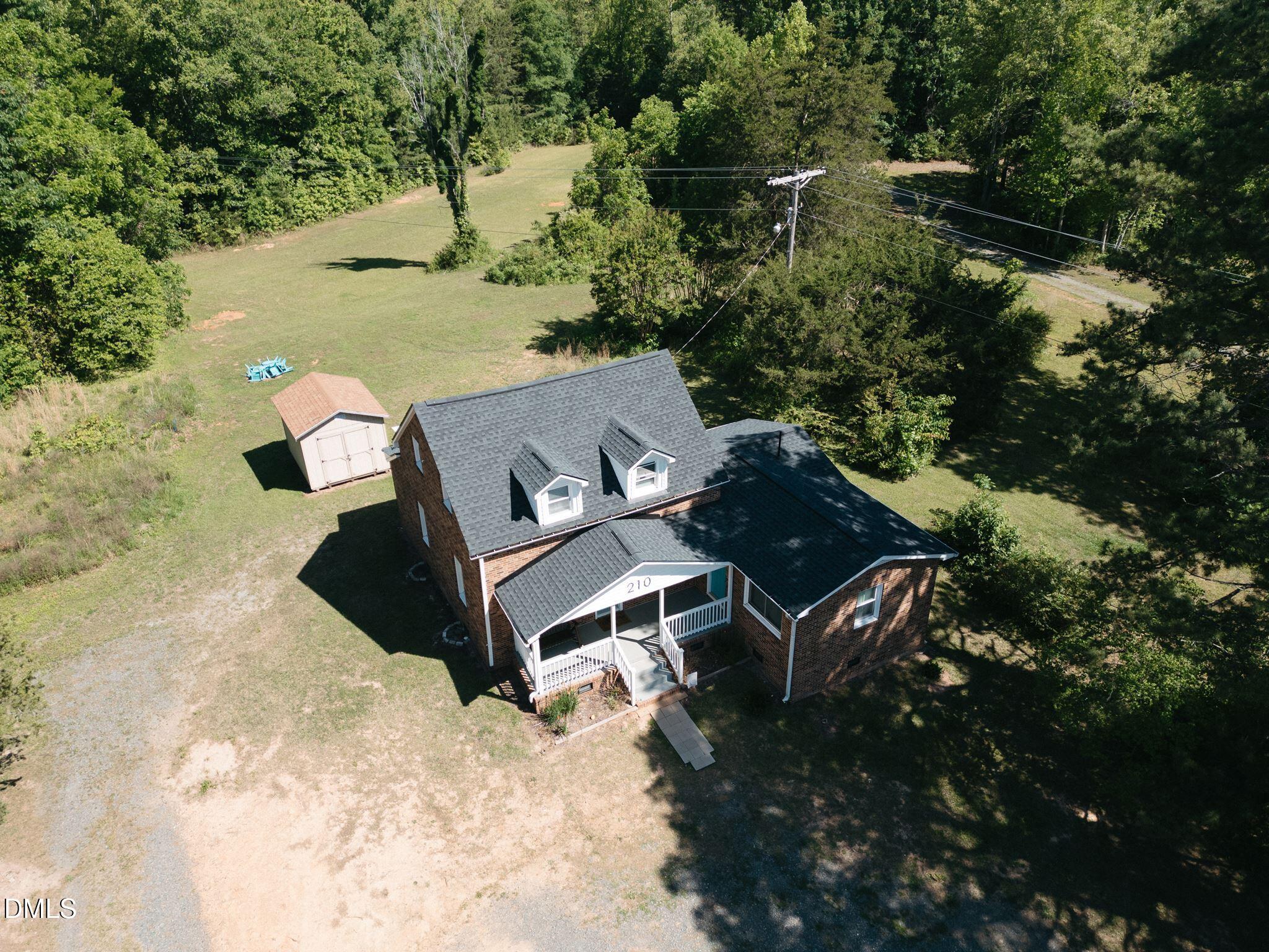 193 Grapevine Drive — photo