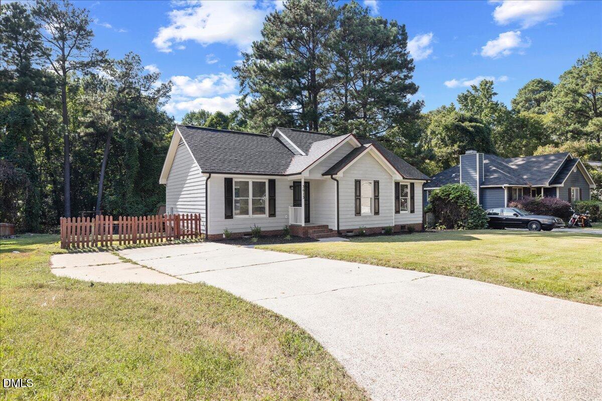 3613 Castlegate Drive, Raleigh, NC 27616 — photo 2