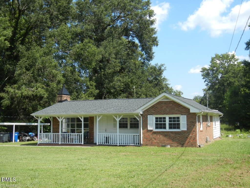 511 N Nc Highway 100 — photo