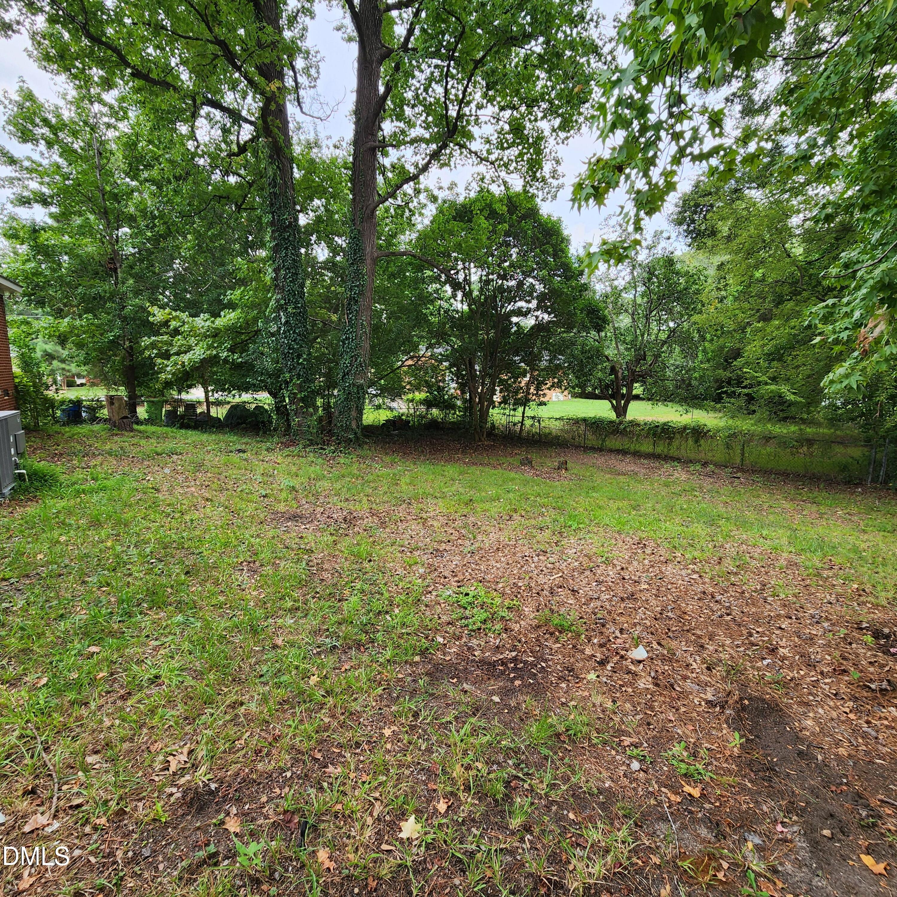 1208 Thames Court — photo