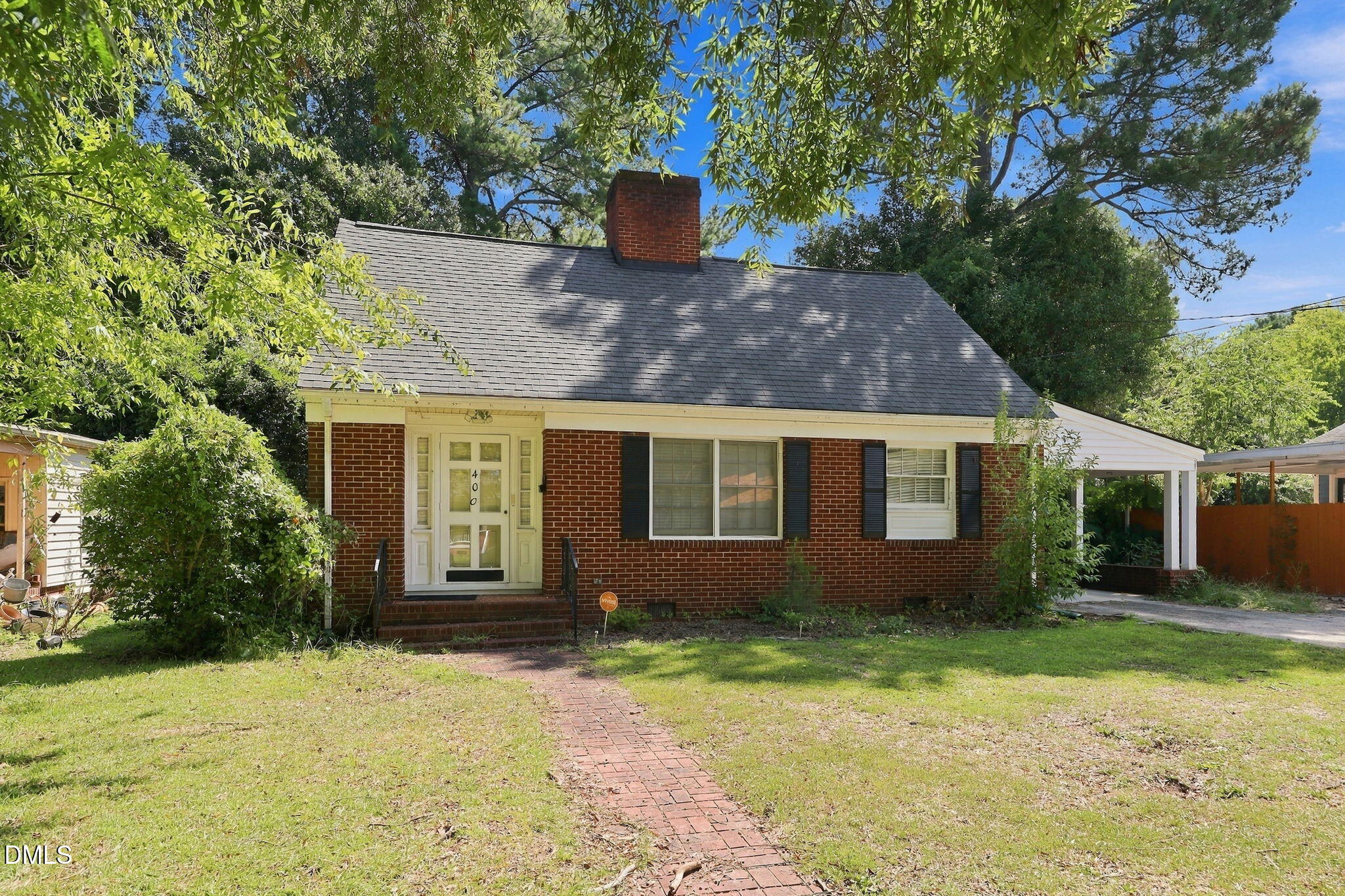 400 N Sumner Street — photo