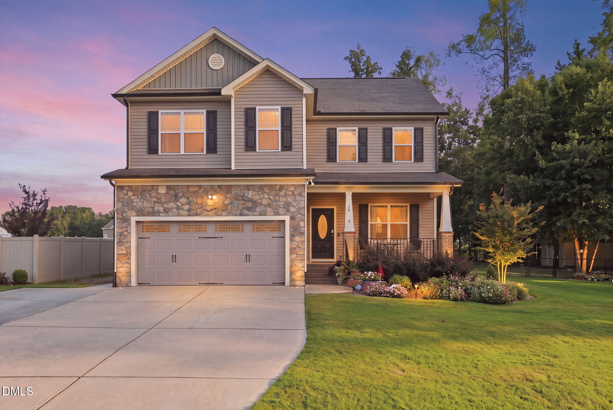 25 Brushwood Court — photo