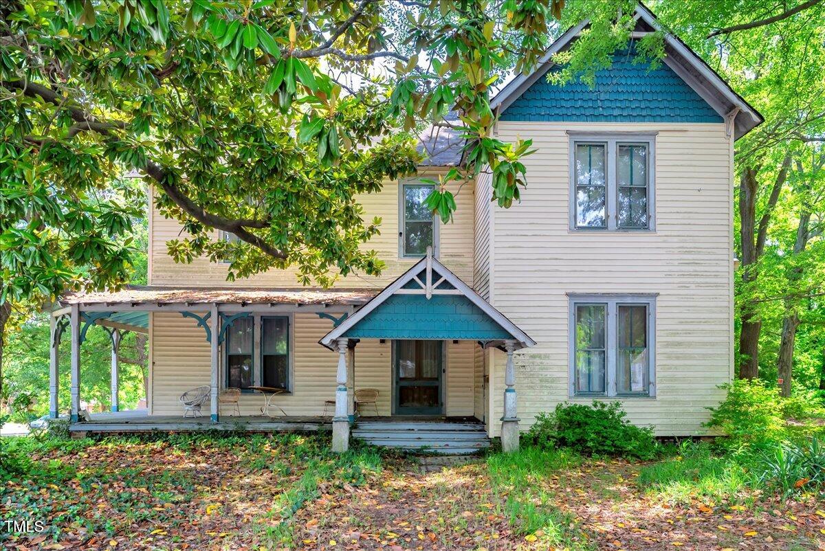 903 Nicholas Street — photo
