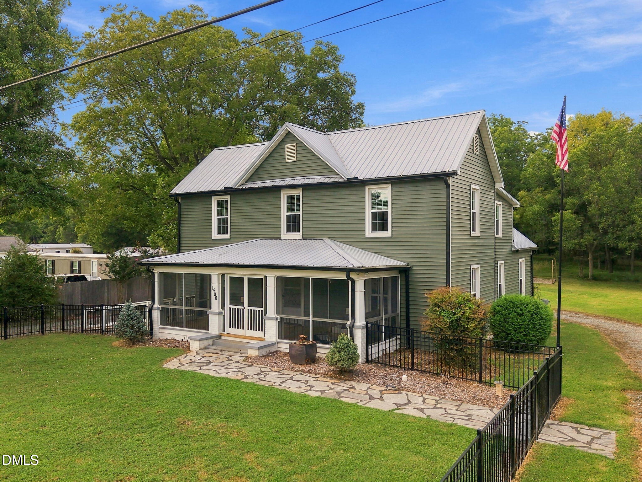 1406 E Main Street — photo